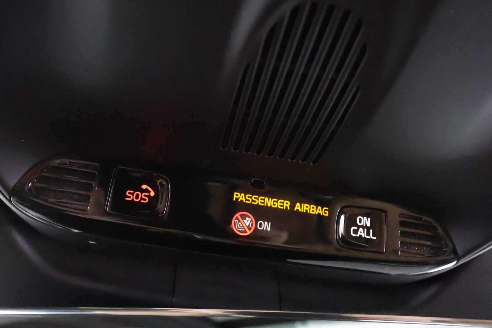 Volvo V90 2017 D5 AWD Business Inscription aut * ACC / HUD / 360° / Ilmastoidut muistipenkit / BLIS / Panorama / Keyless / Full LED / Webasto * - Suomi-auto / Kahdet renkaat aluvanteilla / Juuri katsastettu / Huippuvarusteet