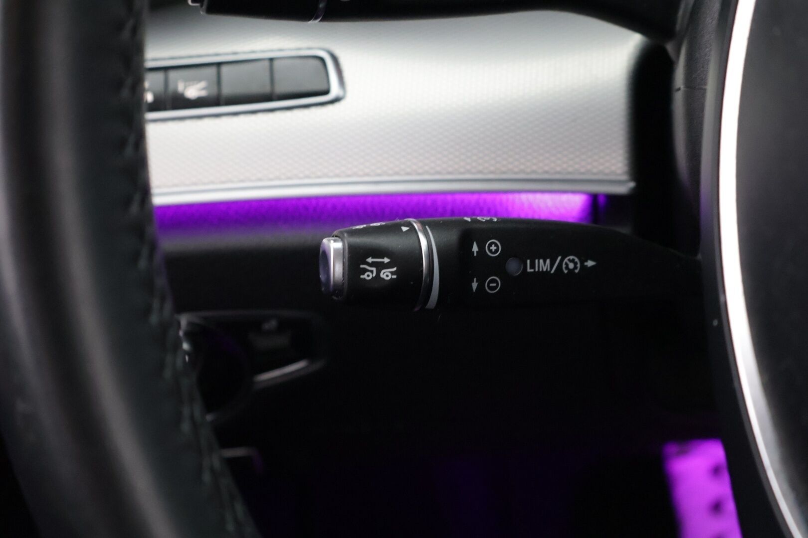 Mercedes-Benz E 2017 350 e A Premium Business - YritysOutlet - Myydään vain yrityksille - Widescreen / Burmester / HUD / Navi / 360° / Acc / Kaista / Blis / Sporttinahat