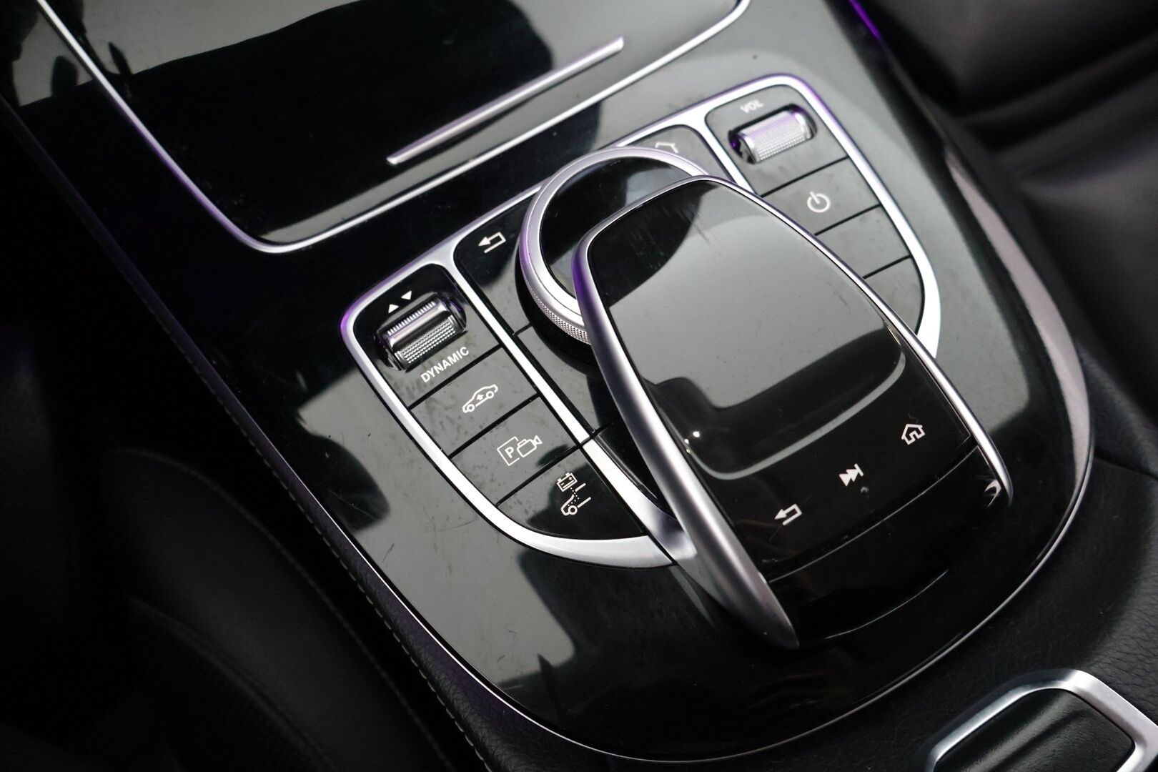 Mercedes-Benz E 2017 350 e A Premium Business - YritysOutlet - Myydään vain yrityksille - Widescreen / Burmester / HUD / Navi / 360° / Acc / Kaista / Blis / Sporttinahat