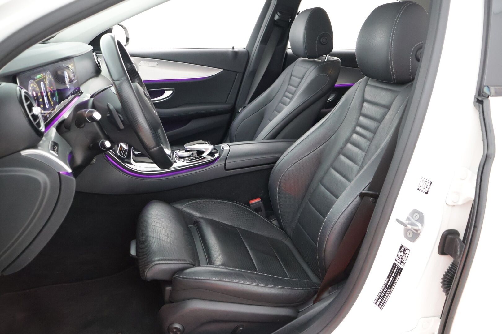 Mercedes-Benz E 2017 350 e A Premium Business - YritysOutlet - Myydään vain yrityksille - Widescreen / Burmester / HUD / Navi / 360° / Acc / Kaista / Blis / Sporttinahat