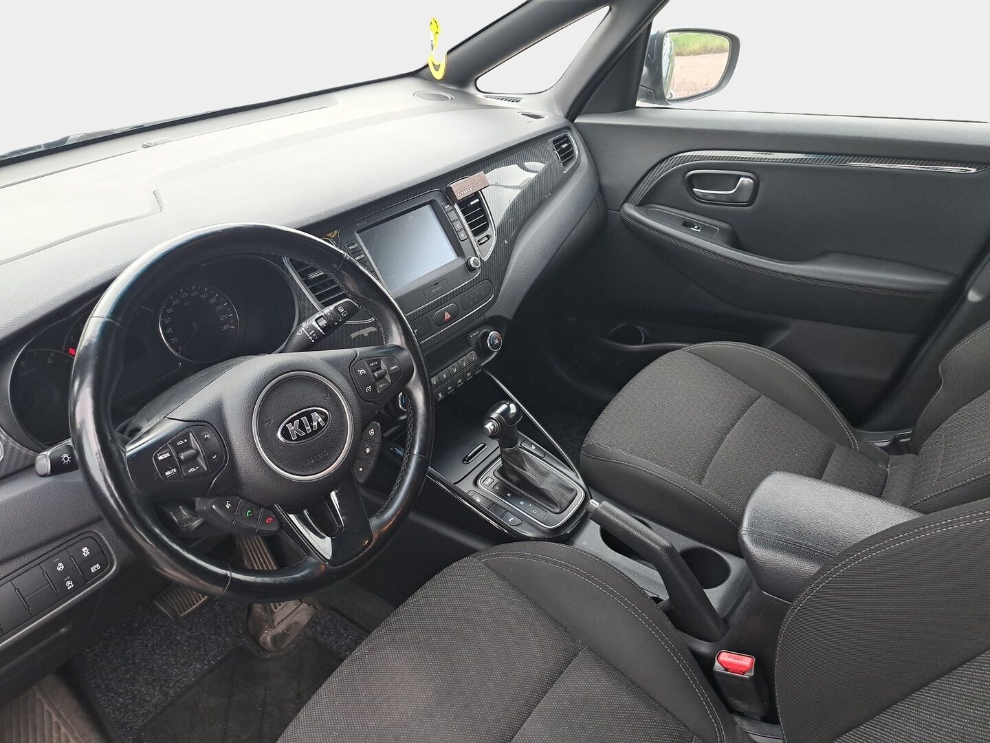 Kia Carens 2017 1,7 CRDi 141 hv EX DCT A/T 7P - | Vakkari | Navi | 7-paikkanen | Ohjauspyörän lämmitin | P. kamera | 2x renkaat aluvantein |