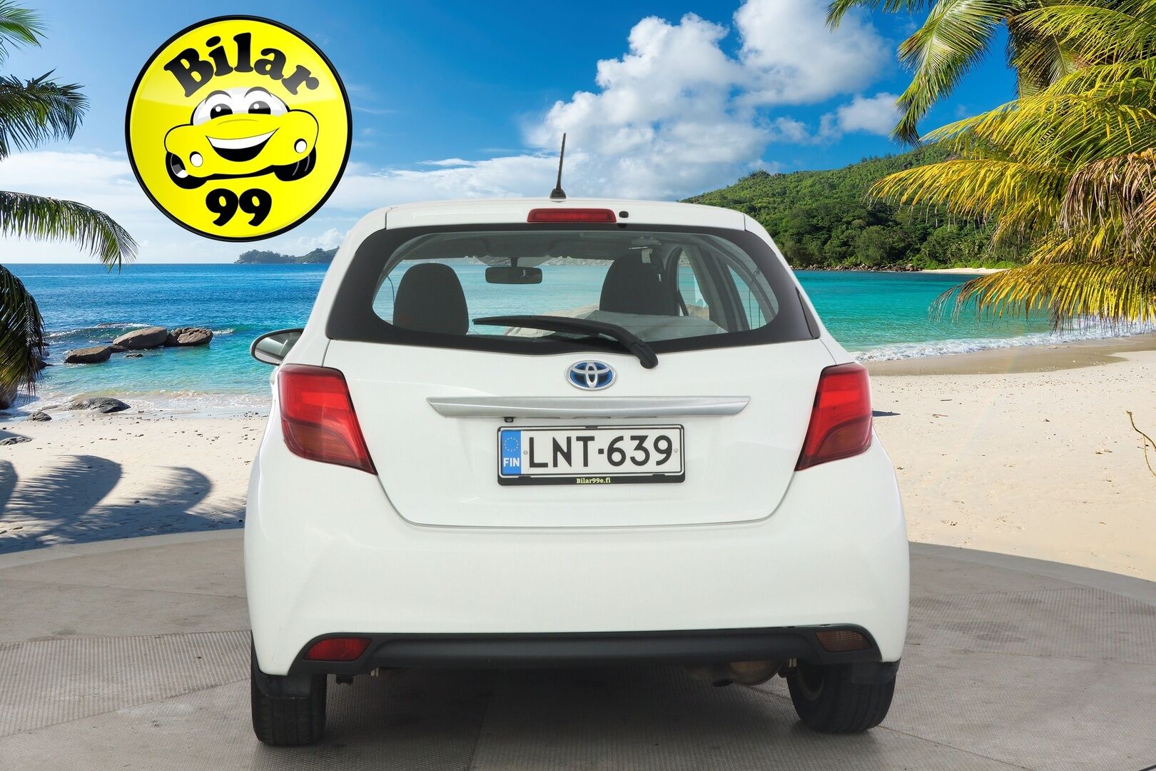 Toyota Yaris 2017 1,5 Hybrid Active 5ov - Huutokaupat.com / Merkkihuollettu / p-kamera