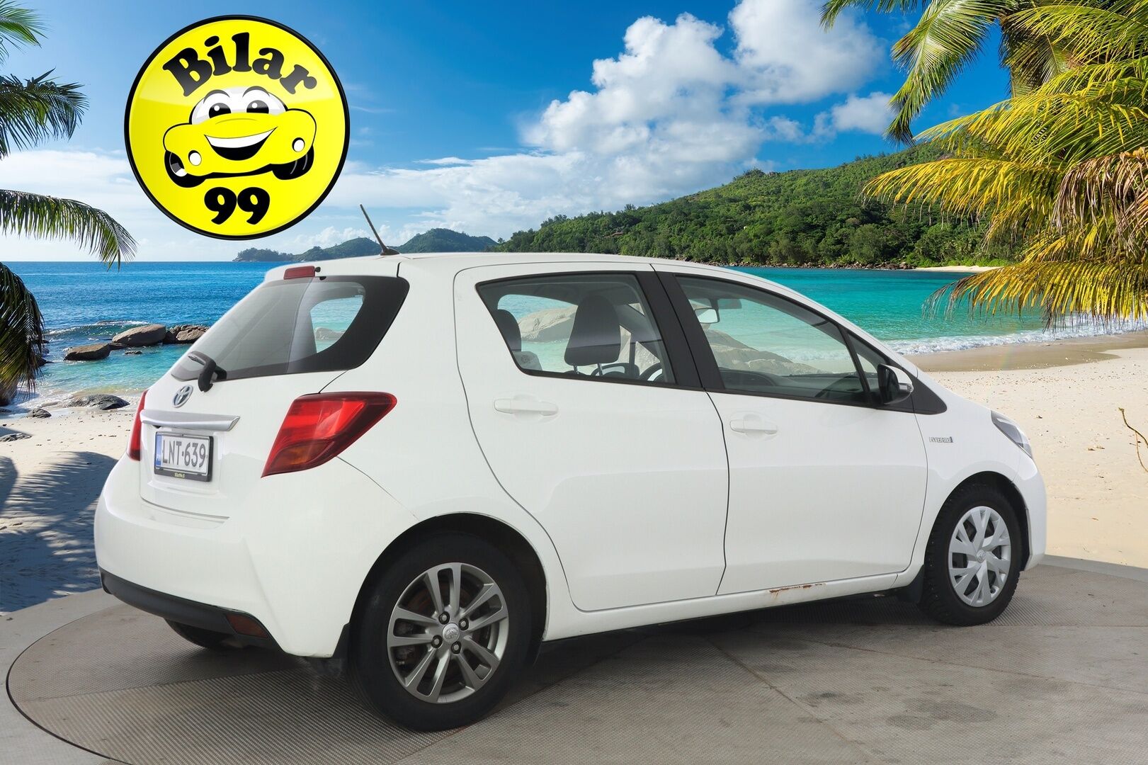 Toyota Yaris 2017 1,5 Hybrid Active 5ov - Huutokaupat.com / Merkkihuollettu / p-kamera