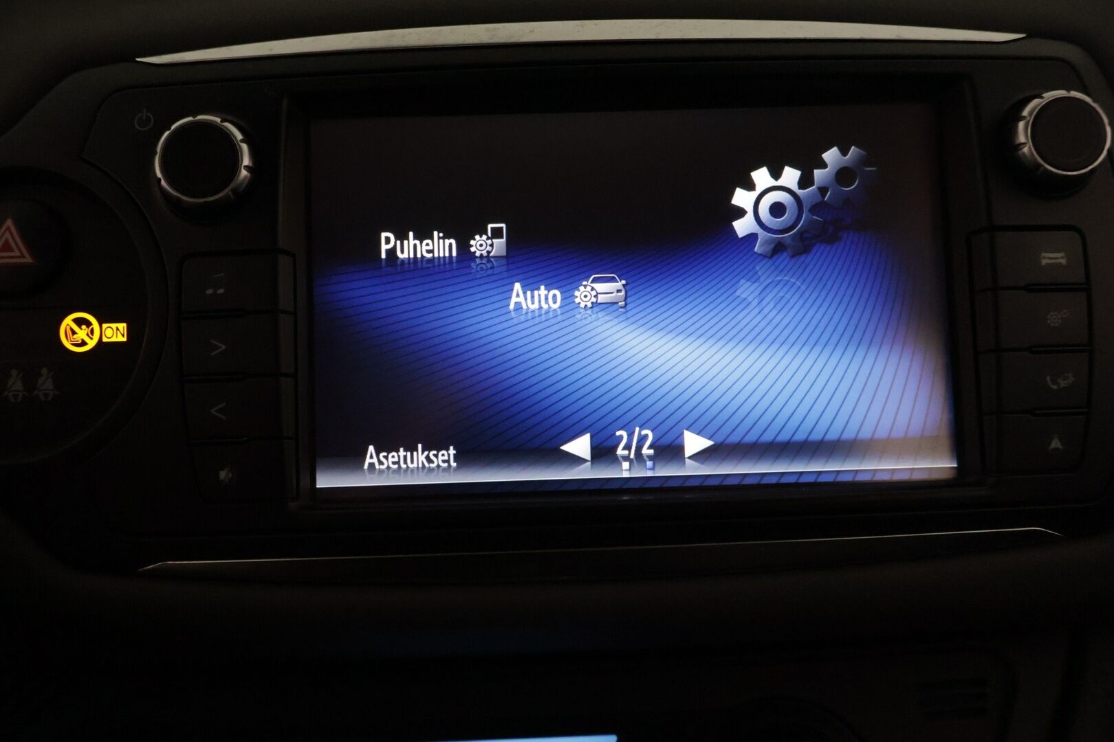 Toyota Yaris 2017 1,5 Hybrid Active 5ov - Huutokaupat.com / Merkkihuollettu / p-kamera