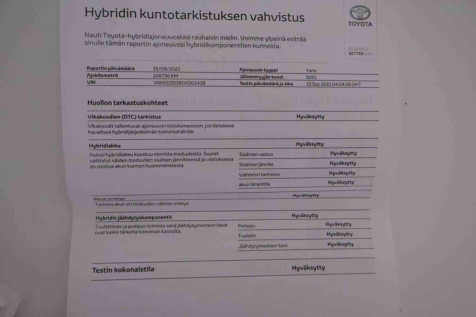 Toyota Yaris 2017 1,5 Hybrid Active 5ov - Huutokaupat.com / Merkkihuollettu / p-kamera