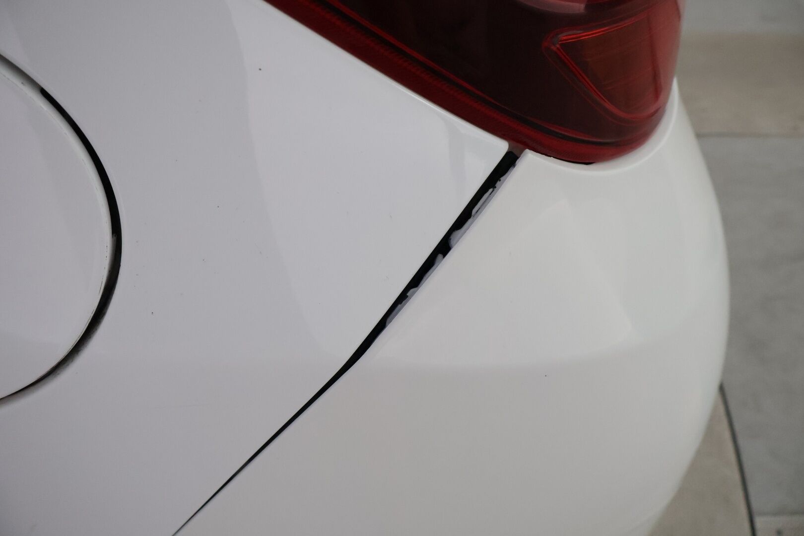 Toyota Yaris 2017 1,5 Hybrid Active 5ov - Huutokaupat.com / Merkkihuollettu / p-kamera