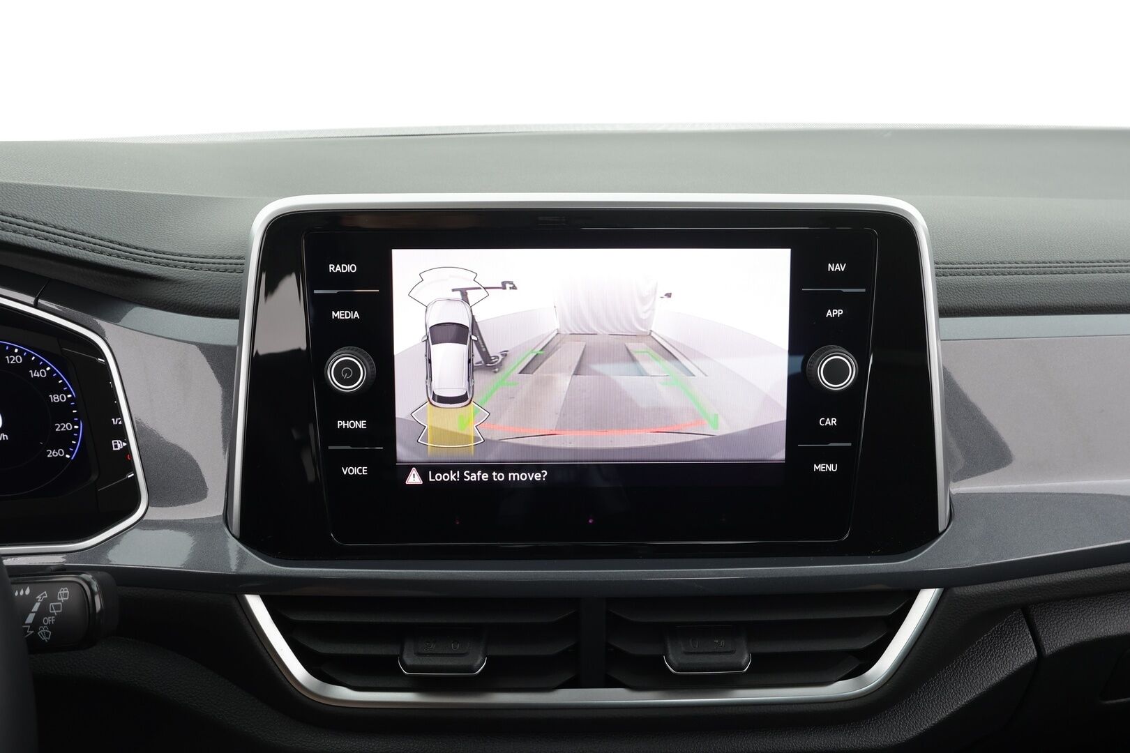 Volkswagen T-Roc 2023 Style 2,0 TDI SCR 110 kW 4MOTION DSG * ACC / P.kamera / LED / Navi / Webasto / Puolinahat / Sähköluukku * - 1.Om Suomi-auto / Kahdet renkaat aluvanteilla 