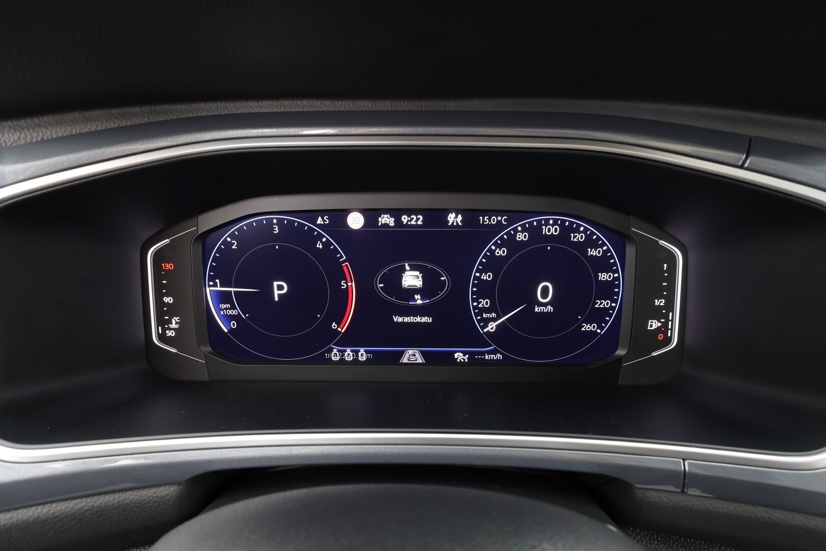 Volkswagen T-Roc 2023 Style 2,0 TDI SCR 110 kW 4MOTION DSG * ACC / P.kamera / LED / Navi / Webasto / Puolinahat / Sähköluukku * - 1.Om Suomi-auto / Kahdet renkaat aluvanteilla 