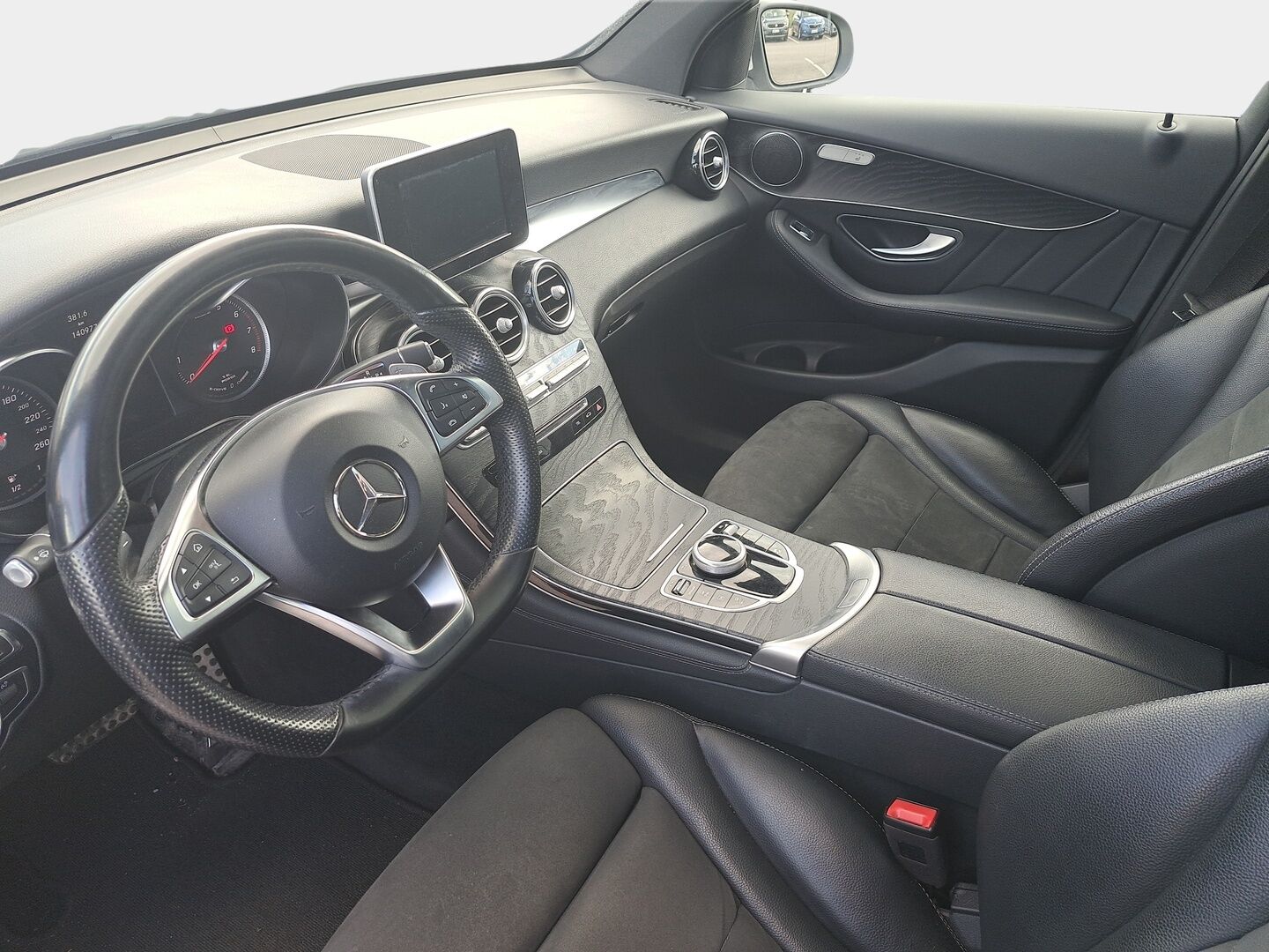 Mercedes-Benz GLC 2017 350 e 4Matic A Premium Business - | Suomi-auto | AMG-sisäpaketti | Panoraama | Vakkari | Vetokoukku | 2x renkaat |