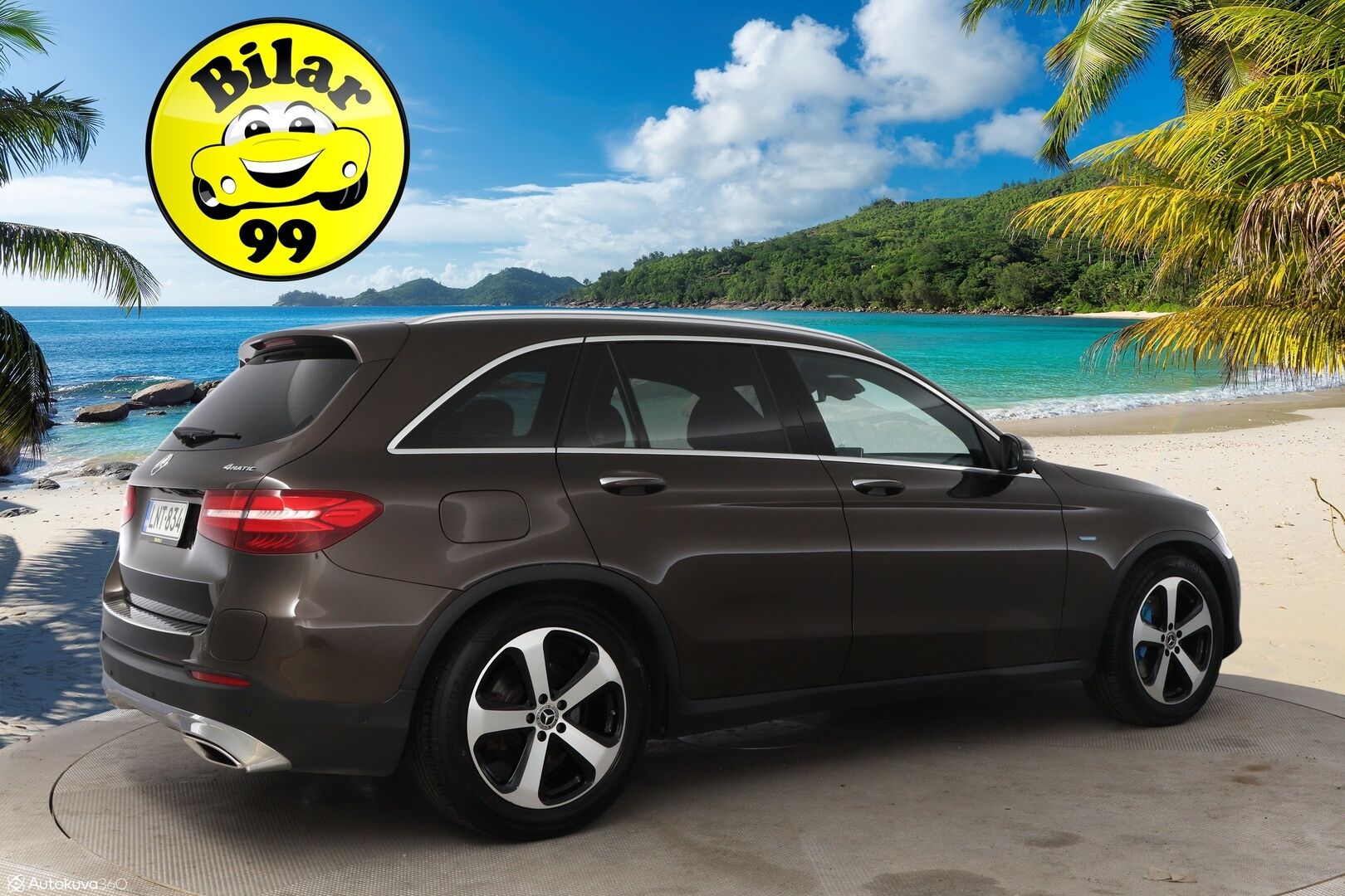 Mercedes-Benz GLC 2017 350 e 4Matic A Premium Business - Suomiauto / Burmester / Distronic / Panoraama / Ilma-Alusta / Vetokoukku / Nahkasisusta / 360-Kamera / HUD / Supervarusteet!