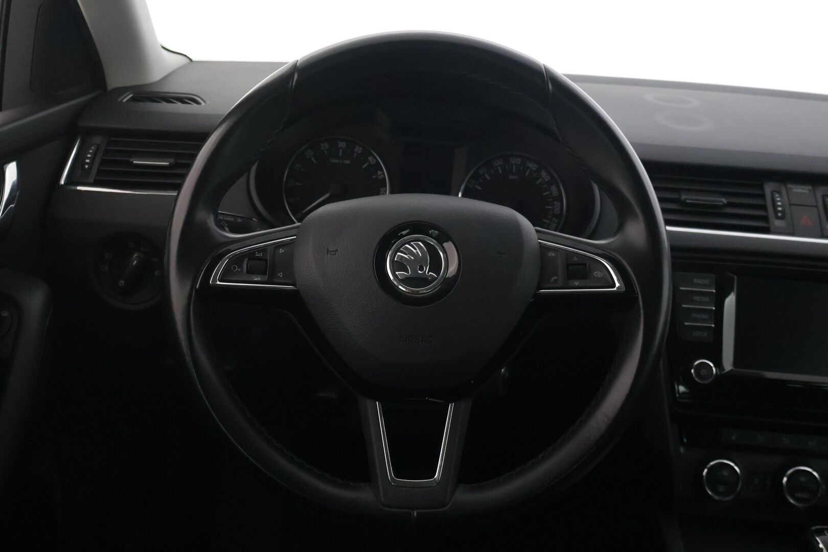 Skoda Octavia 2017 2,0 TDI 150 Style DSG Autom. - * YritysOutlet - tämä auto myydään vain yrityksille *
