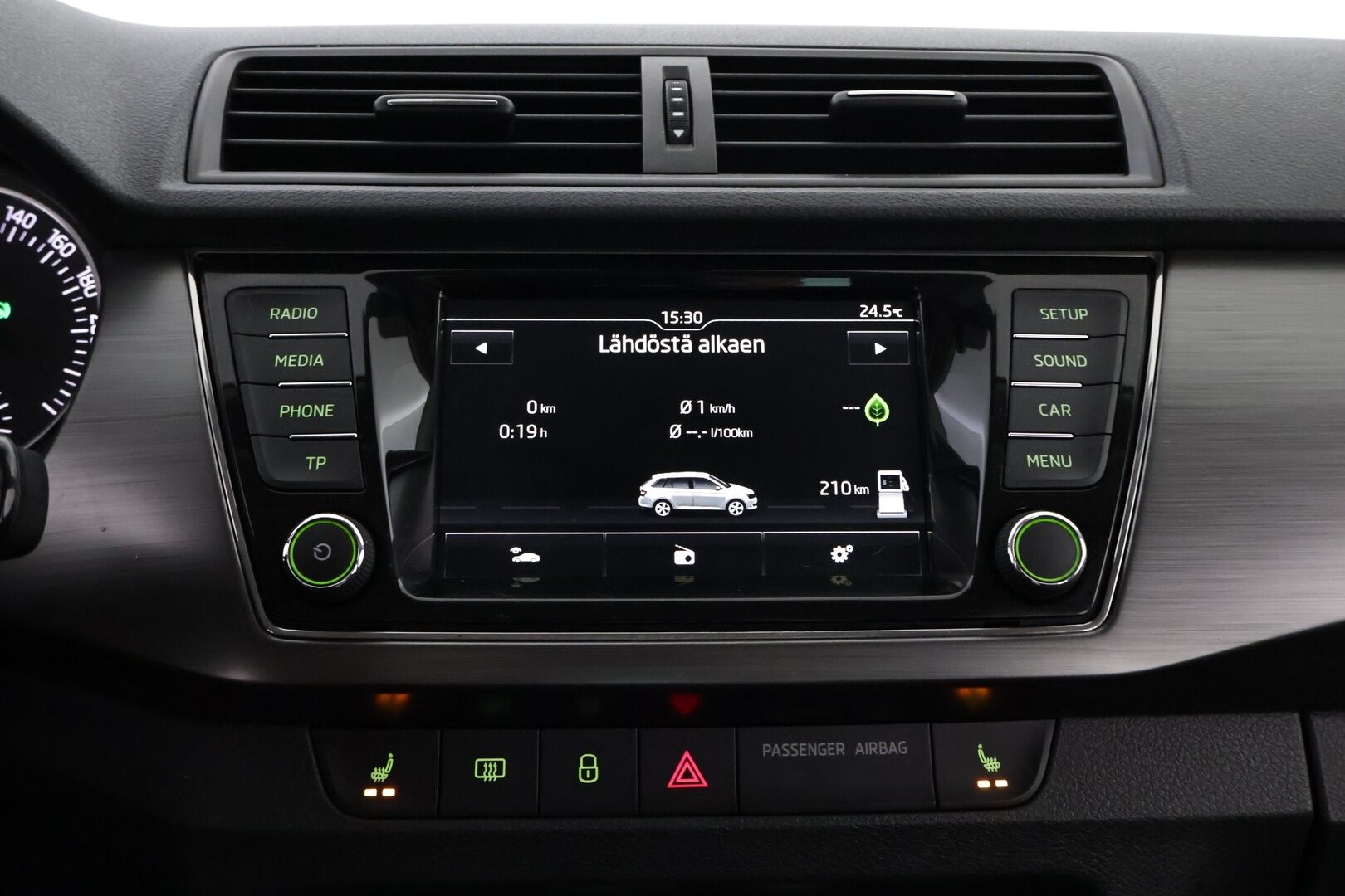 Skoda Fabia 2017 Combi 1,2 TSI 110 Style DSG Autom. - Suomiauto | Vakkari | Front Assist | Lohko & Sisäpistoke | Peruutustutkat | KeylessGo | 2x Renkaat Aluvantein!