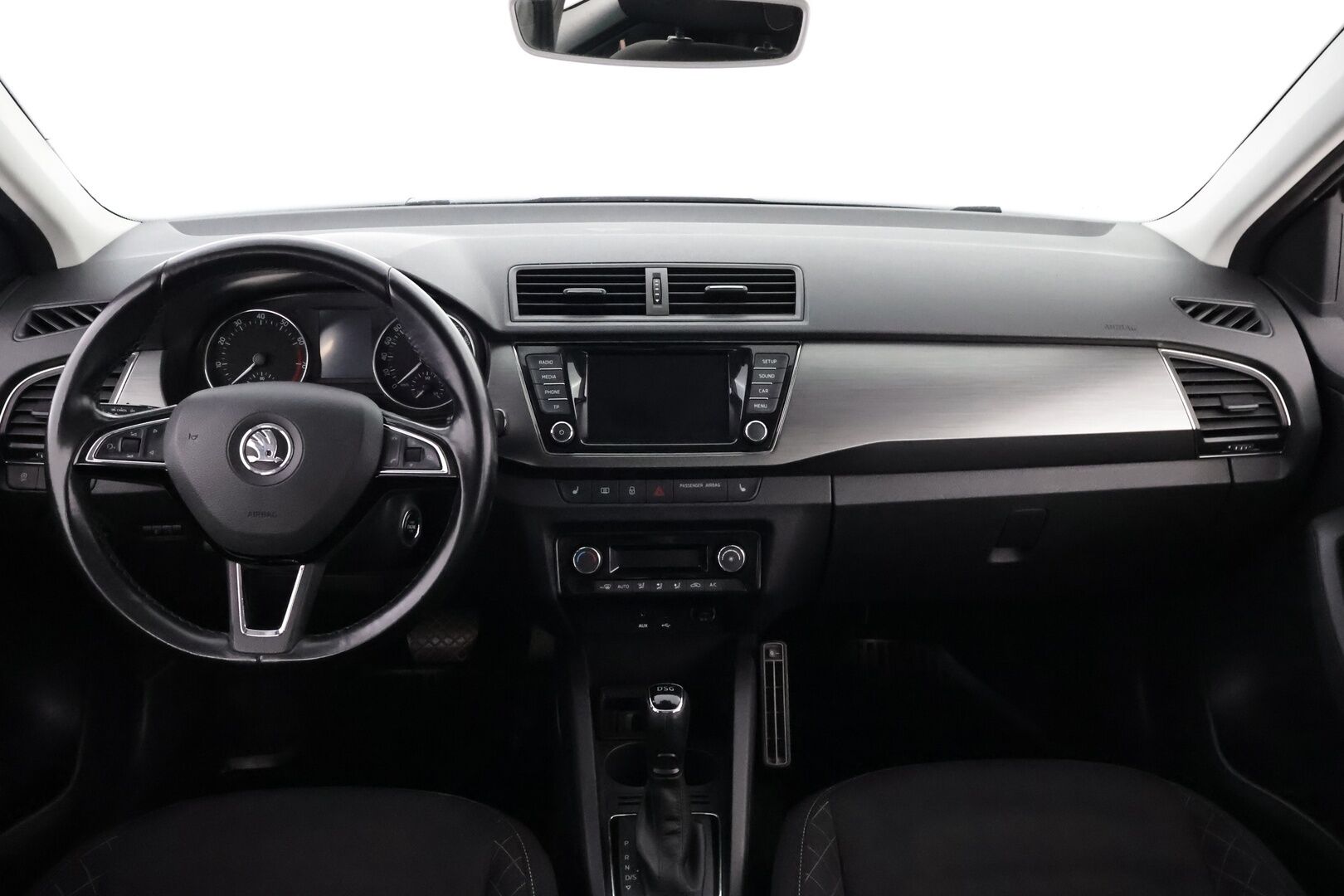 Skoda Fabia 2017 Combi 1,2 TSI 110 Style DSG Autom. - Suomiauto | Vakkari | Front Assist | Lohko & Sisäpistoke | Peruutustutkat | KeylessGo | 2x Renkaat Aluvantein!