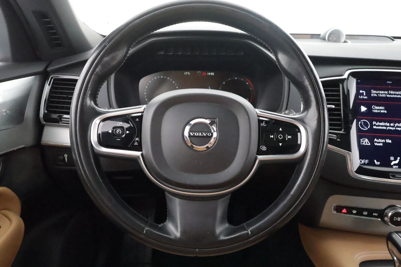 Volvo XC90 2017 D5 AWD Inscription aut - | Pilot assist | Webasto | Koukku | B&W | Muistipenkit | 360-Kamera | Full-LED | HUD | Panorama | Ilmastoidut Sporttinahat | Keyless | Apple&Android | Suomi-auto | Kahdet Renkaat | Merkkihuollettu |
