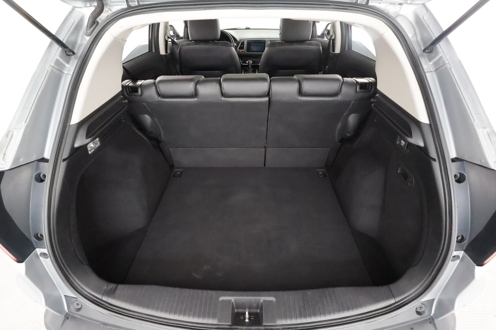 Honda HR-V 2017 1,5 Executive CVT - | Panorama | Koukku | Puolinahat | LED | Keyless | P.kamera | Kaistavahti | Vakkari | City Brake System | Bluetooth | 2x renkaat aluin | 