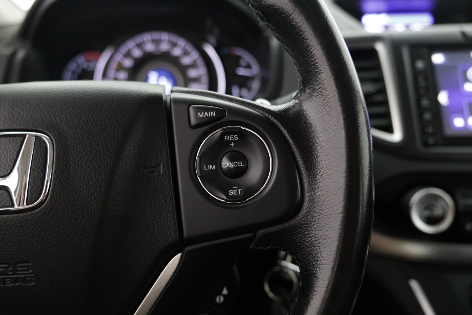 Honda CR-V 2017 1,6 Diesel Elegance Plus AT 4WD Neliveto * P-Kamera / Navi / Koukku / Lohko & Sisäp. / Huippusiisti tuote! * - HULLUT AVAJAISHULINAT KORKOTARJOUS 3,29 %