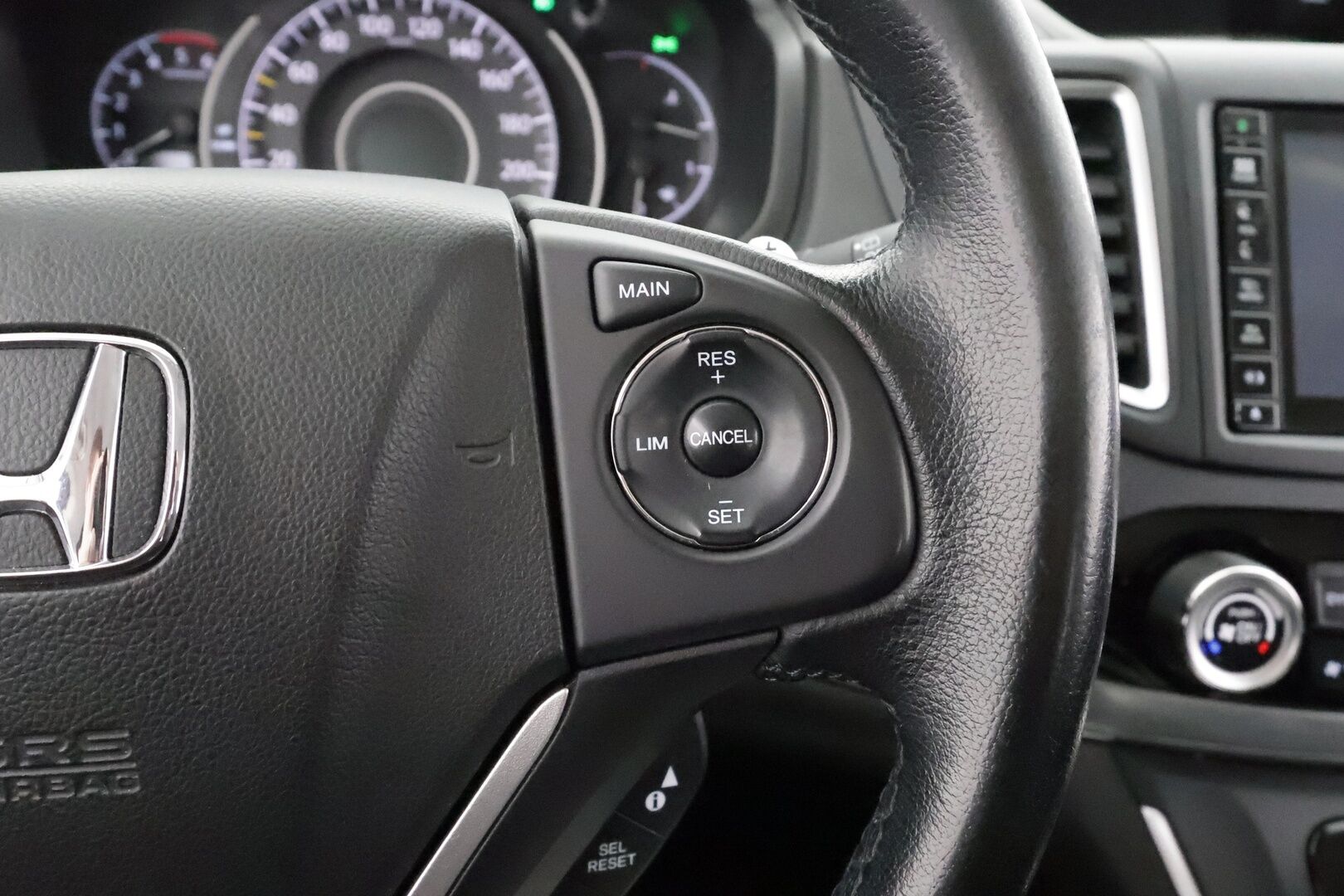 Honda CR-V 2017 1,6 Diesel Elegance Plus AT * 1.Om Suomi-auto / Vakkari / P.kamera / Webasto / Koukku / Navi * - Kahdet renkaat aluvanteilla - HULLU BLACKWEEK KORKOTARJOUS 2,49%