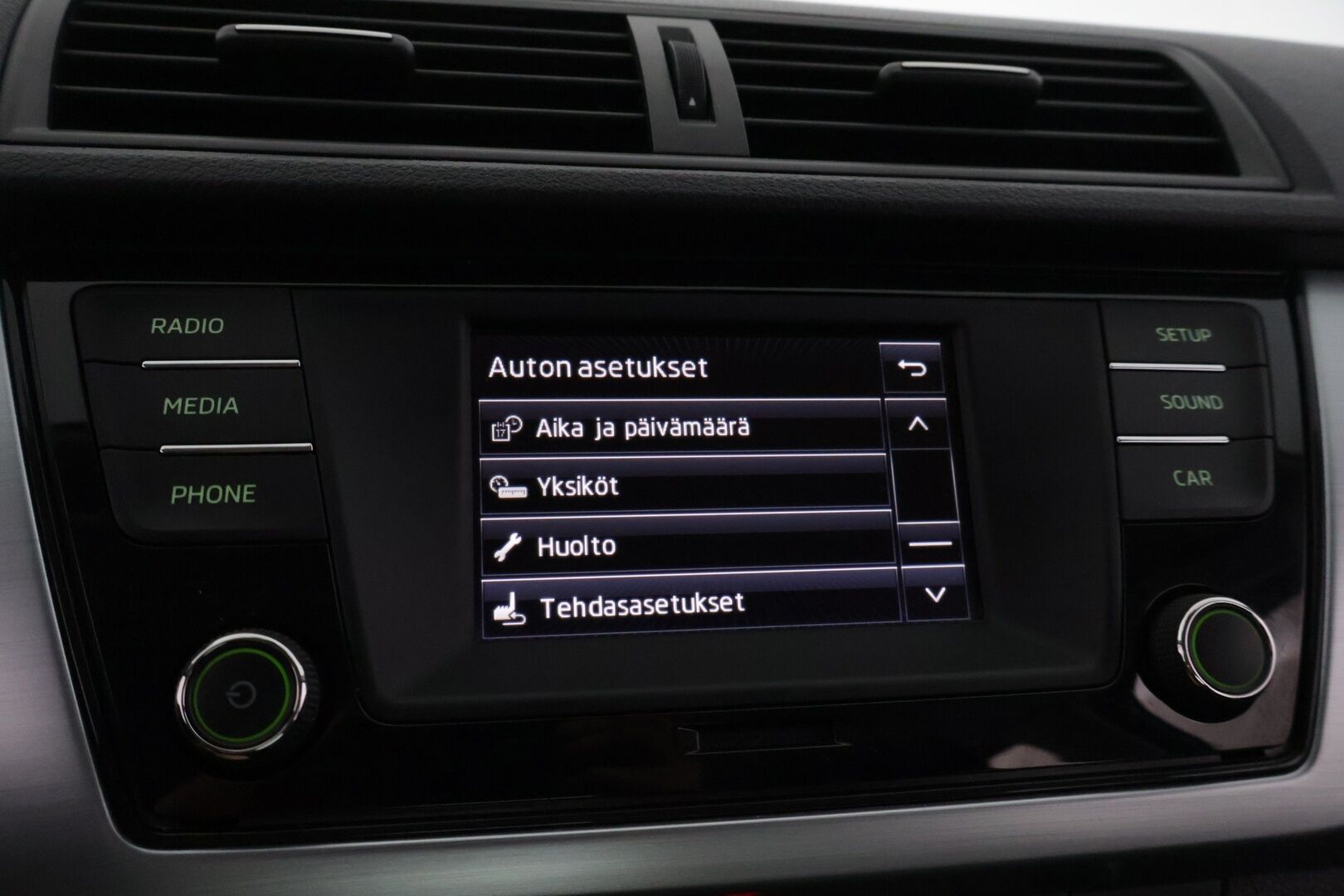 Skoda Fabia 2017 *Combi 1,2 TSI 110 Ambition DSG Autom* Vakionopeudensäädin / Bluetooth / 1-omisteinen / Suomi-auto / tutkat takana* - 1-omisteinen / Suomi-auto / Kattavat huollot