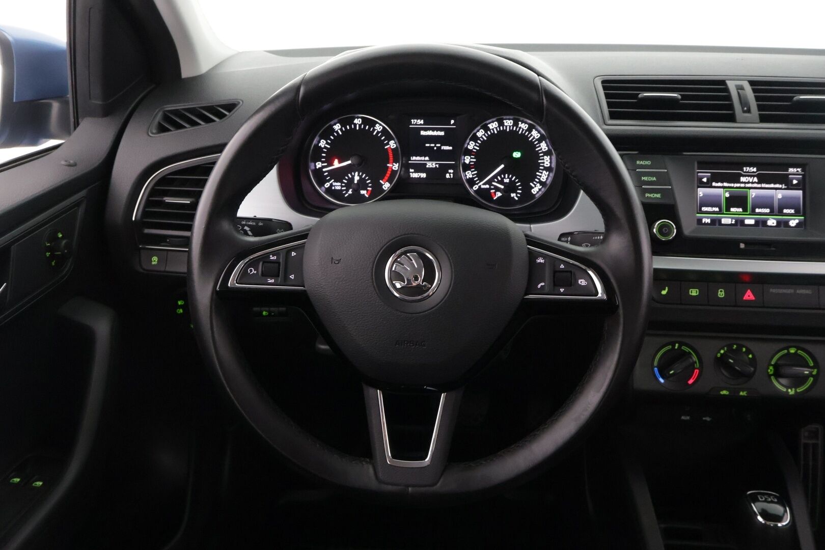 Skoda Fabia 2017 *Combi 1,2 TSI 110 Ambition DSG Autom* Vakionopeudensäädin / Bluetooth / 1-omisteinen / Suomi-auto / tutkat takana* - 1-omisteinen / Suomi-auto / Kattavat huollot