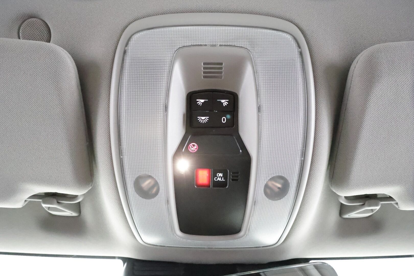 Volvo V60 Cross Country 2017 D4 Summum aut - 1.Om Suomi-auto | * ACC | Webasto | Koukku | H&K | Muistipenkki | Aktiiv.Xenon | NAVI | Nahat | Keyless | Kaistavahti