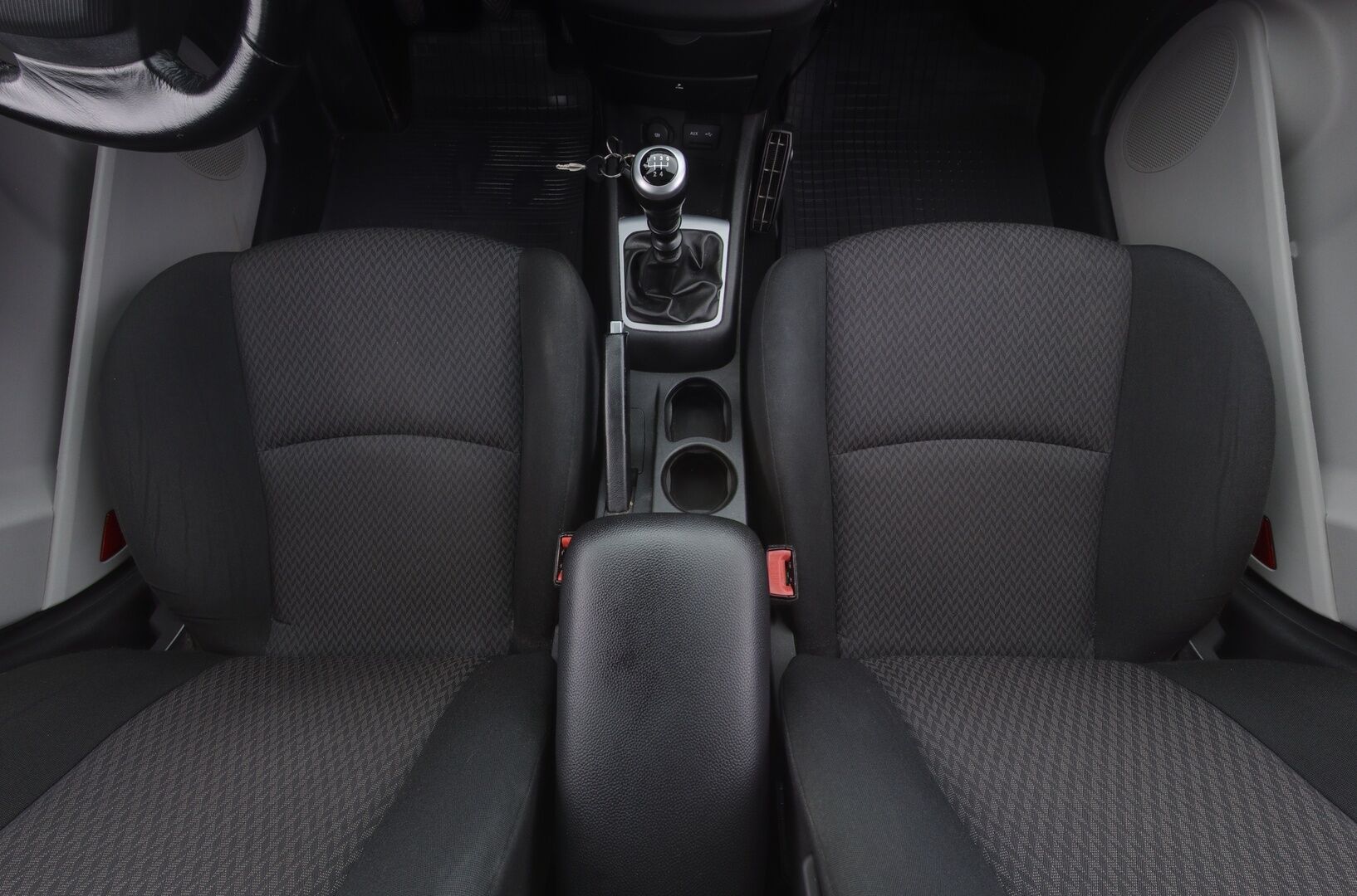 Kia cee'd 2009 1,6 EX SW / -Yritys Outlet Myydään vain yrityksille!* - Vakkari ! | Lohko! | Koukku! | Suomi-Auto! |