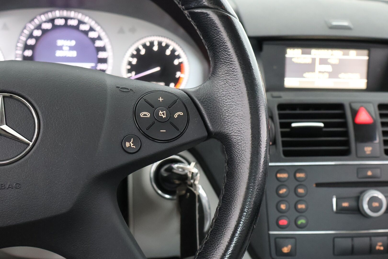 Mercedes-Benz C 2008 200 Kompressor A Business - Suomi-Auto | Tutkat | Kattoluukku | Upea yksilö