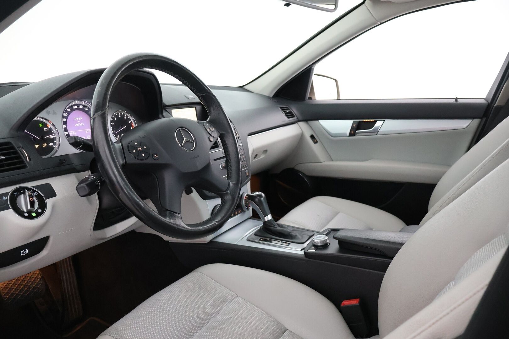 Mercedes-Benz C 2008 200 Kompressor A Business - Suomi-Auto | Tutkat | Kattoluukku | Hyvässä kunnossa