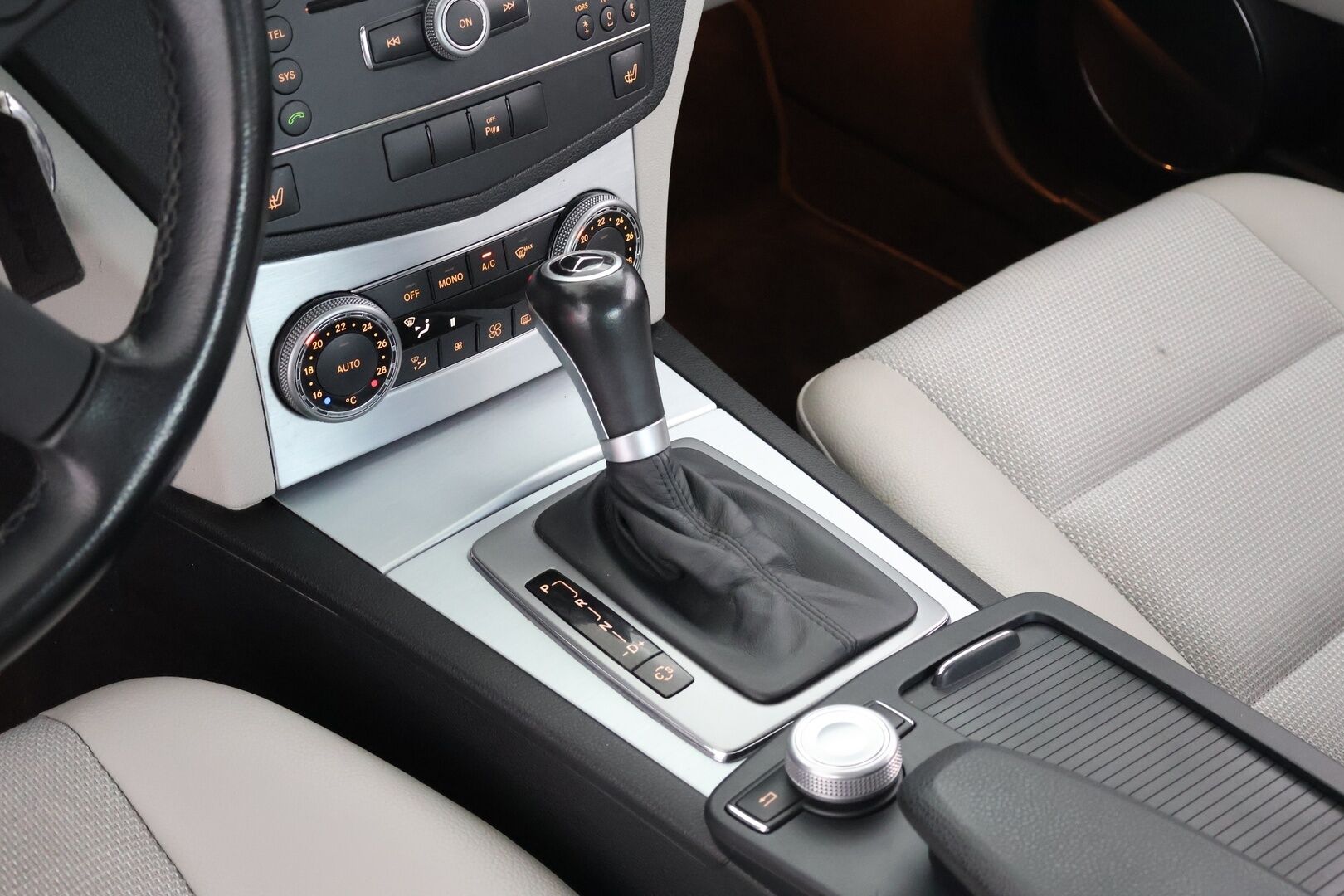 Mercedes-Benz C 2008 200 Kompressor A Business - Suomi-Auto | Tutkat | Kattoluukku | Hyvässä kunnossa