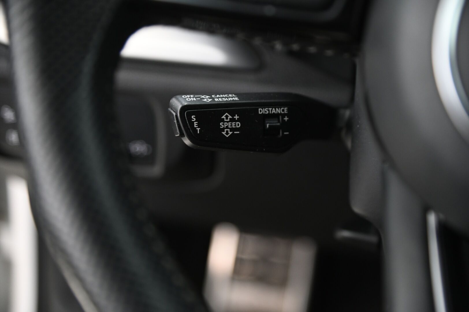 Audi A3 2018 Sedan Business Sport 2,0 TFSI 140 kW quattro S tronic *Webasto / Hierova penkki / ACC / Bang&olufsen* - *2x renkaat&vanteet*