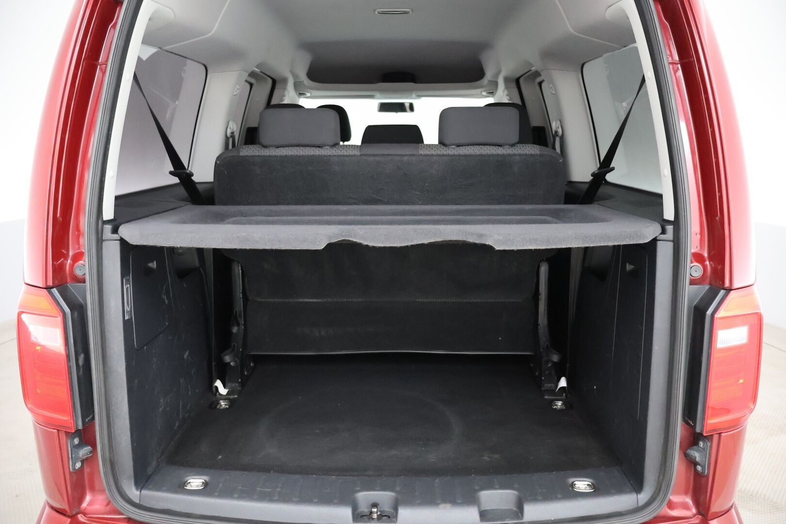 Volkswagen Caddy Maxi 2018 Trendline Family 1,4 TSI 92kW DSG bens. 7-p - Suomi-Auto | Vakkari | Webasto | P. Tutka | Koukku / 7-paikkainen 