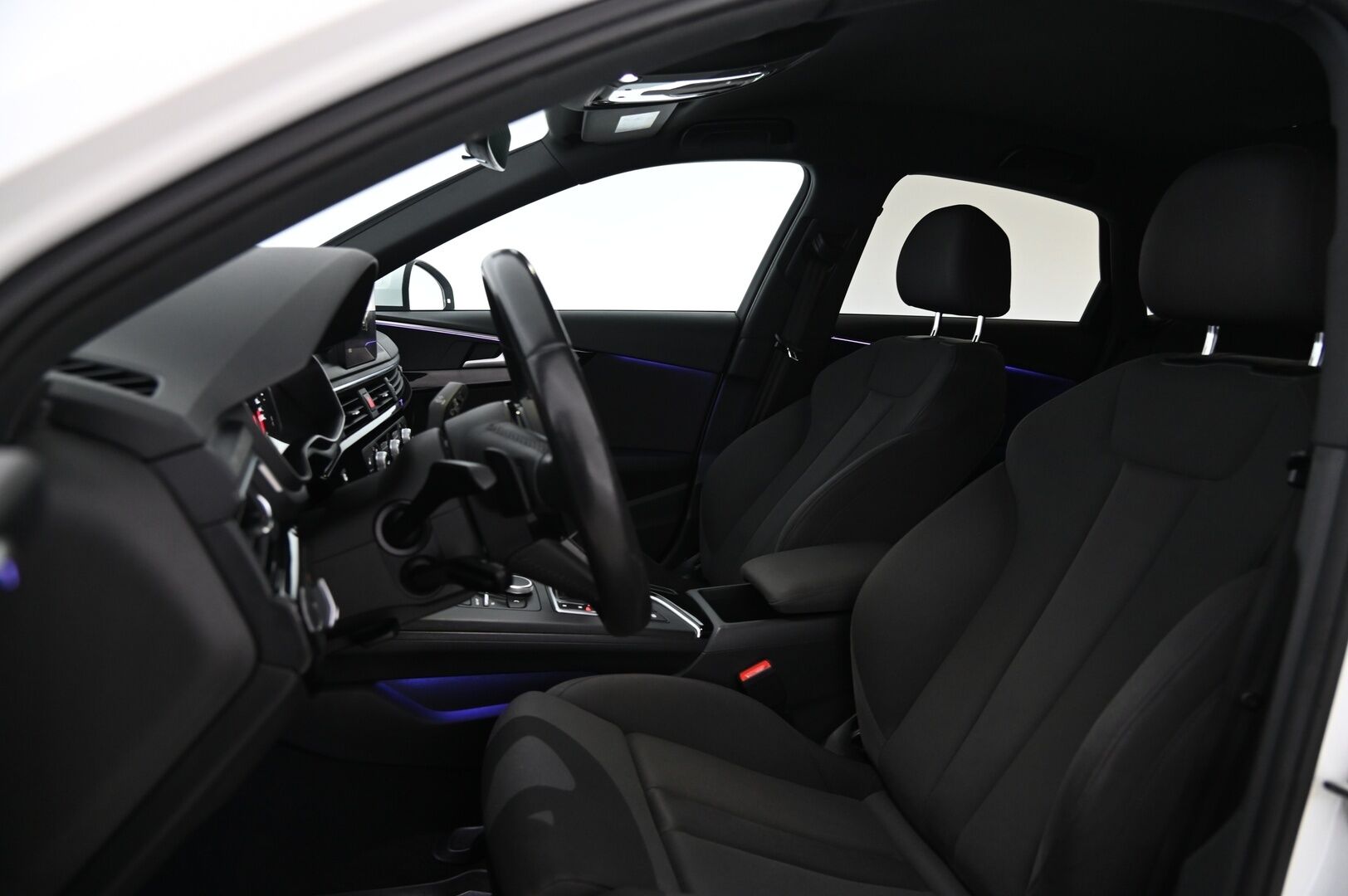 Audi A4 2017 Sedan Pro Business Sport 1,4 TFSI 110 kW S tronic *Suomi-auto / Tutkat / Sporttipenkit* - *2x renkaat / Lohko / Hyvät varusteet*