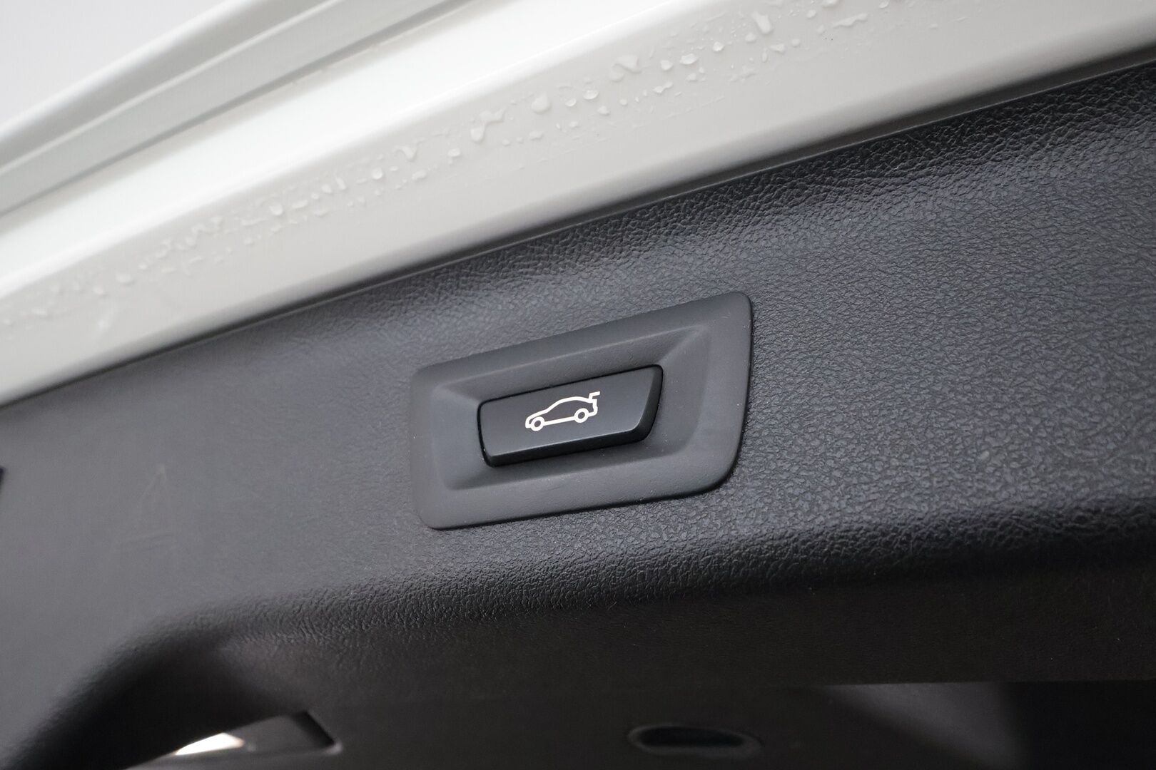 BMW 520 2018 G31 Touring 520d A Business Sport *Webasto / Kamera / LED / Koukku / Digimittaristo* - Suomi-auto / Kahdet renkaat aluvanteilla / Seuraava huolto 30tkm tai 05/2026