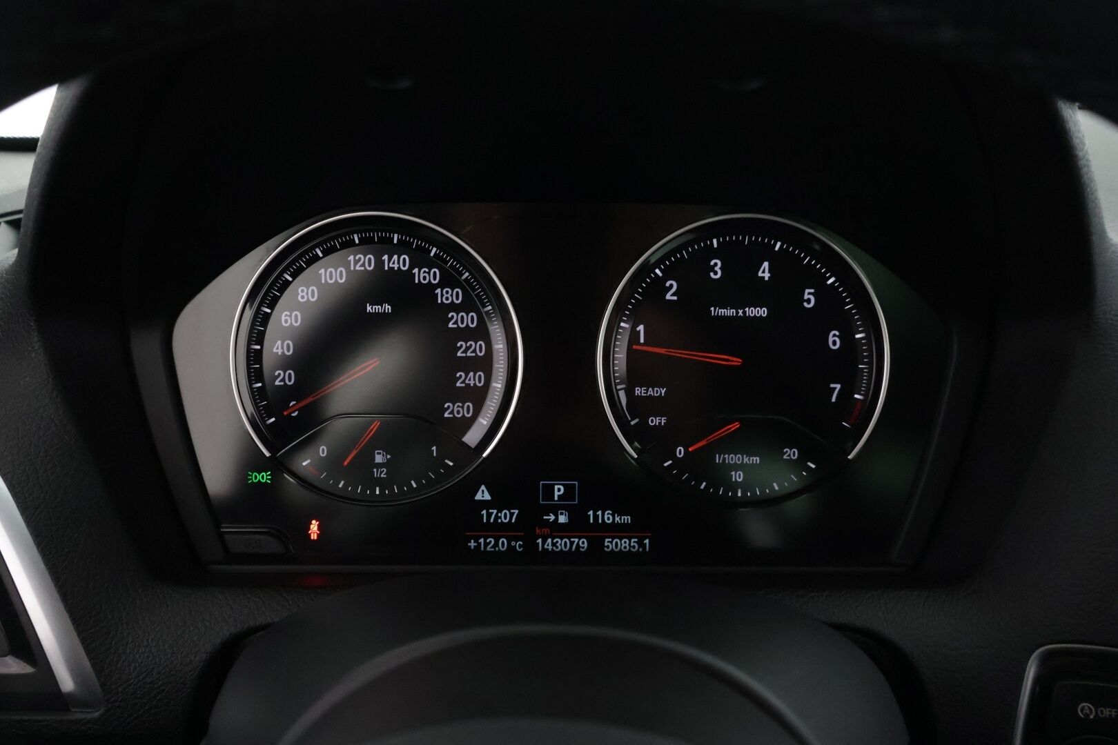 BMW 220 2018 F22 LCI Coupe 220i A Business / 2-om. Suomi-auto / Tutkat / Vakkari / Lohko / LED-valot / Bluetooth / Aut. Ilmastointi - 2x Aluvanteet / Hyvä huoltohistoria / Uudenveroiset Pirellin nastat! - HULLU BLACKWEEK KORKOTARJOUS 2,49%