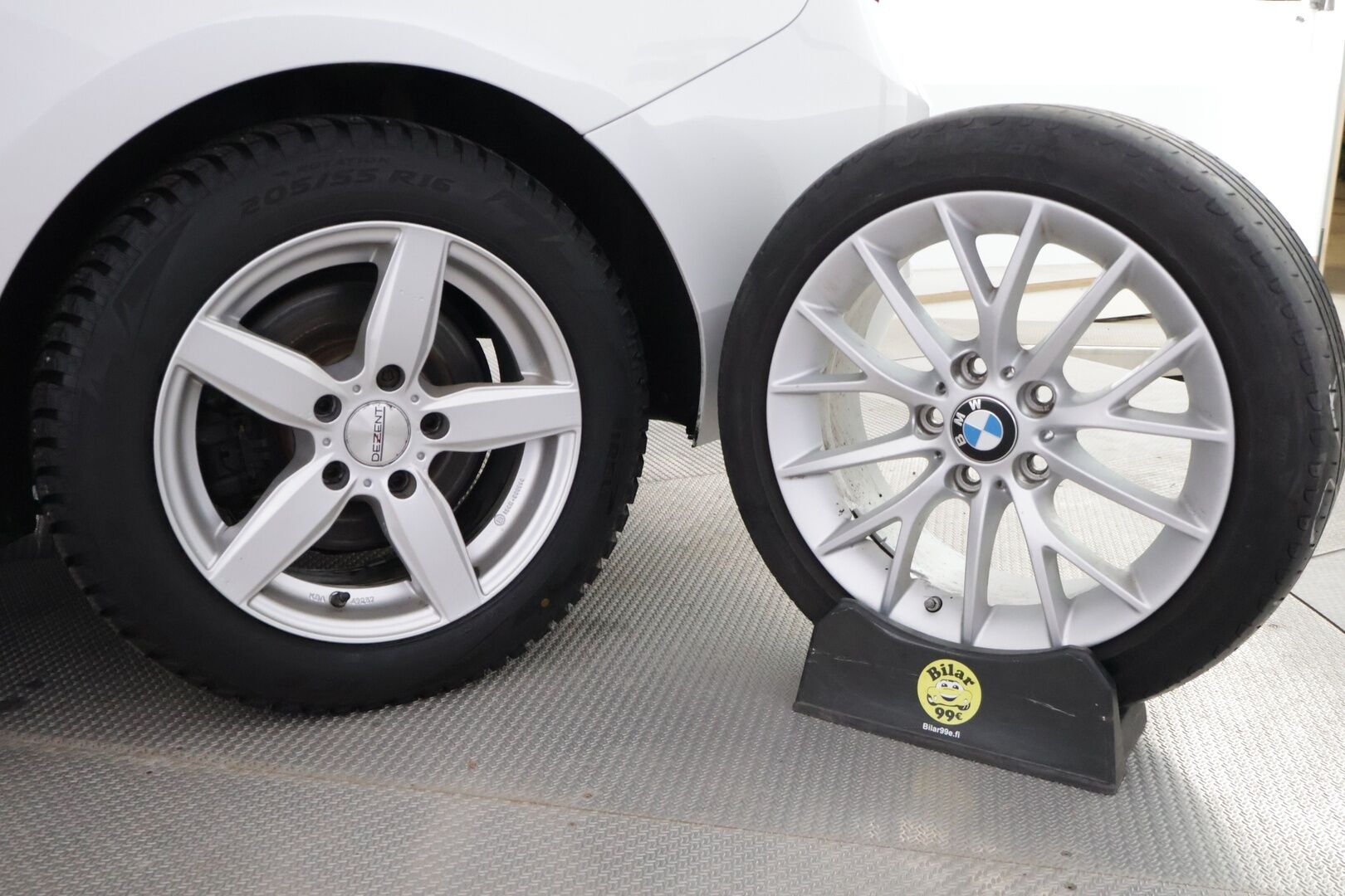 BMW 220 2018 F22 LCI Coupe 220i A Business / 2-om. Suomi-auto / Tutkat / Vakkari / Lohko / LED-valot / Bluetooth / Aut. Ilmastointi - 2x Aluvanteet / Hyvä huoltohistoria / Uudenveroiset Pirellin nastat! - HULLU BLACKWEEK KORKOTARJOUS 2,49%