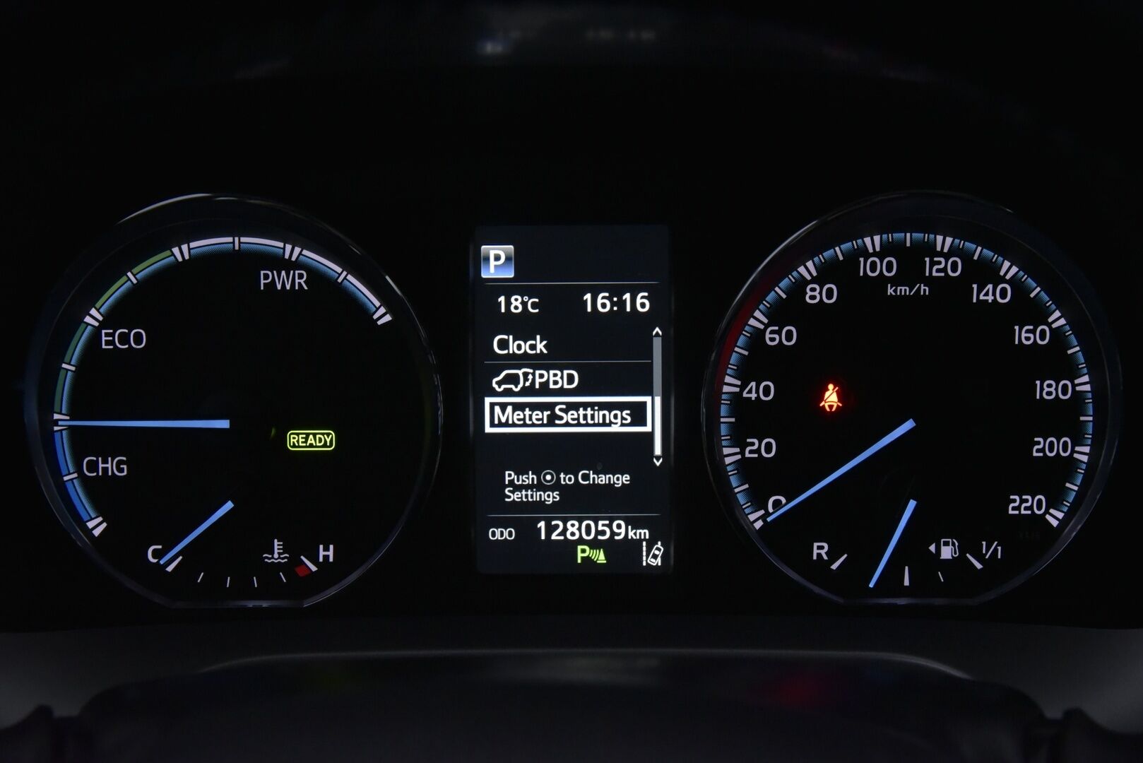Toyota RAV4 2017 2,5 Hybrid FWD Hybrid Edition - | ACC | P-Kamera | Lämm.Tuulilasi | Sähköluukku | Navi | Keyless | Kahdet renkaat alumiinivanteilla | - KORKO VAIN 3,99 %