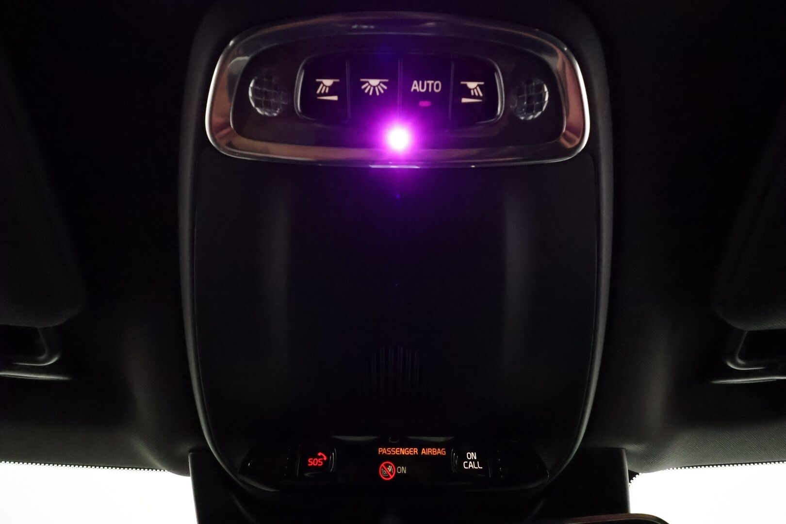 Volvo XC90 2018 D5 AWD R-Design aut 7-P *ACC / 360° / B&W / Koukku / Ilma-alusta / Full LED / Navi / BLIS / Muistipenkit* - 3,99 % KORKOTARJOUS TÄHÄN AUTOON 28.9. ASTI! - Suomi-auto / Kahdet renkaat aluvanteilla / Merkkihuollettu