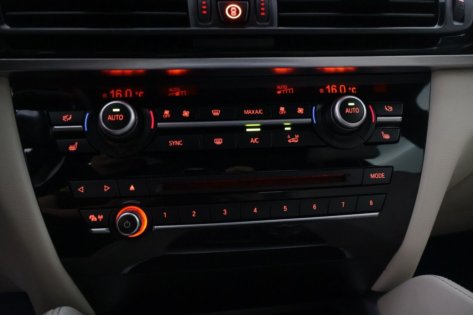 BMW X6 2017 F16 xDrive30d M-Sport * H&K / HUD / Prof. Navi / Kamera / Muistipenkki / Suomiauto * - * Facelift LCI / Kosketusnäyttö / Adapt. M-alusta *