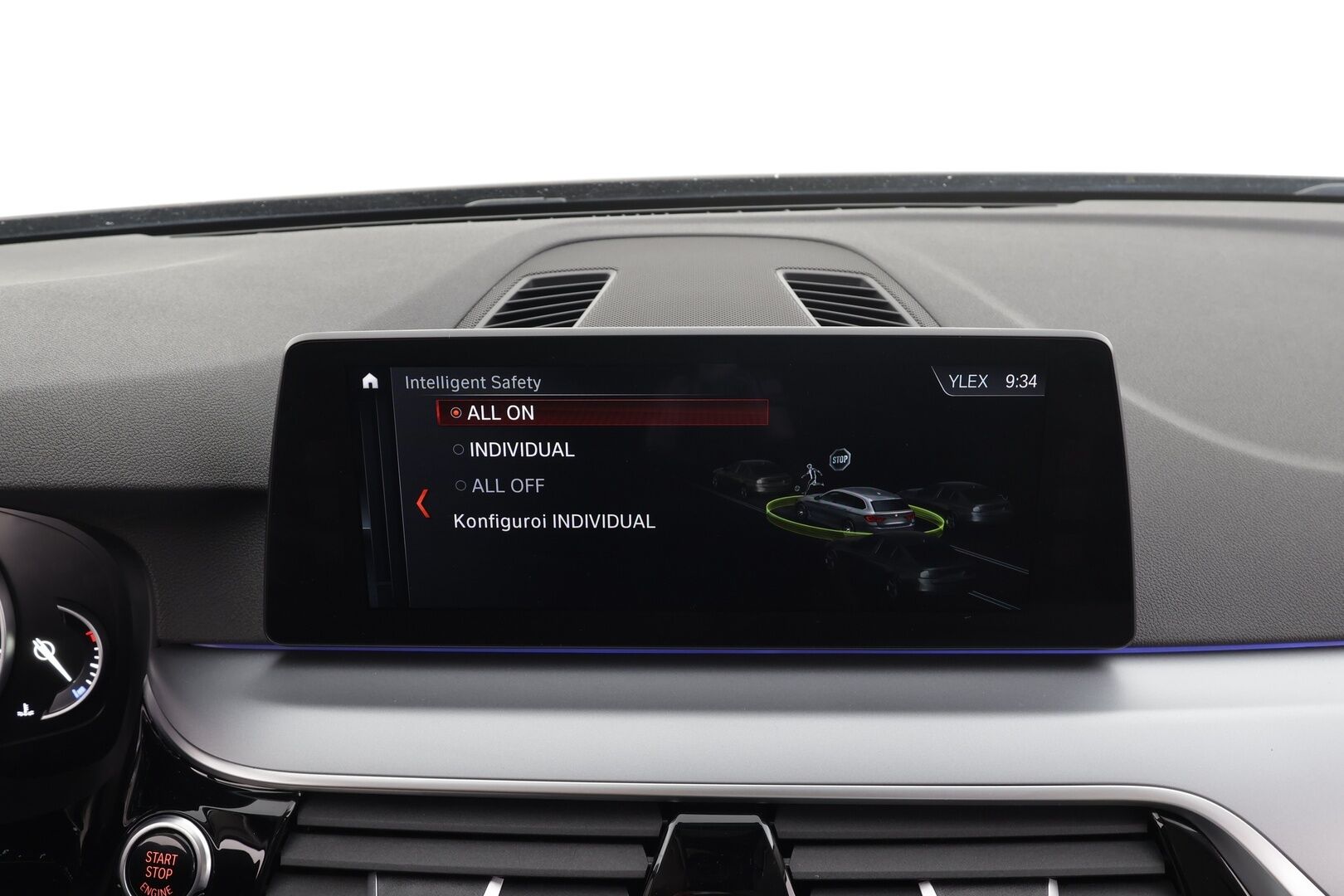 BMW 520 2018 G31 Touring 520d A xDrive Business Comfort * Koukku / HiFi / ACC / LED / P.Kamera / Sporttinahat / Navi / Keyless* - Suomi-auto / Kahdet renkaat / Merkkihuollettu! - HULLUT JOULUT KORKOTARJOUS 2,49% 