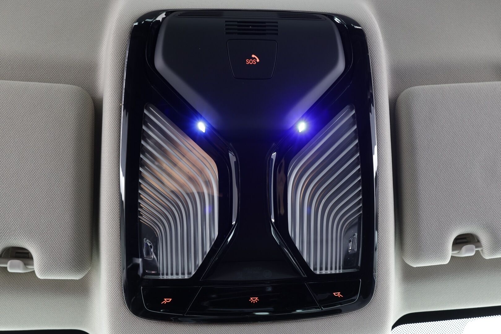 BMW 520 2018 G31 Touring 520d A xDrive Business Comfort * Koukku / HiFi / ACC / LED / P.Kamera / Sporttinahat / Navi / Keyless* - Suomi-auto / Kahdet renkaat / Merkkihuollettu! - HULLUT JOULUT KORKOTARJOUS 2,49% 