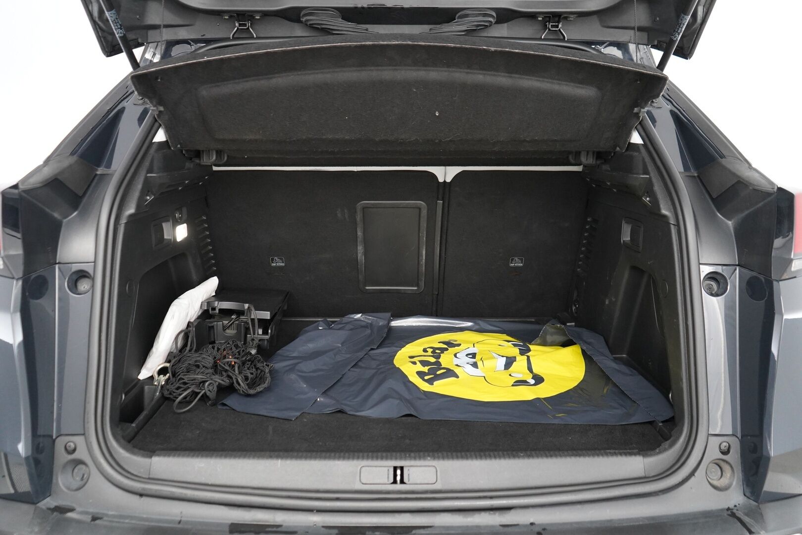 Peugeot 3008 2017 Allure BlueHDi 120 Automaatti - Webasto | Kamera | Vakkari | Tutkat | 2x renkaat | Juuri huollettu | Seuraava katsastus 04/2027