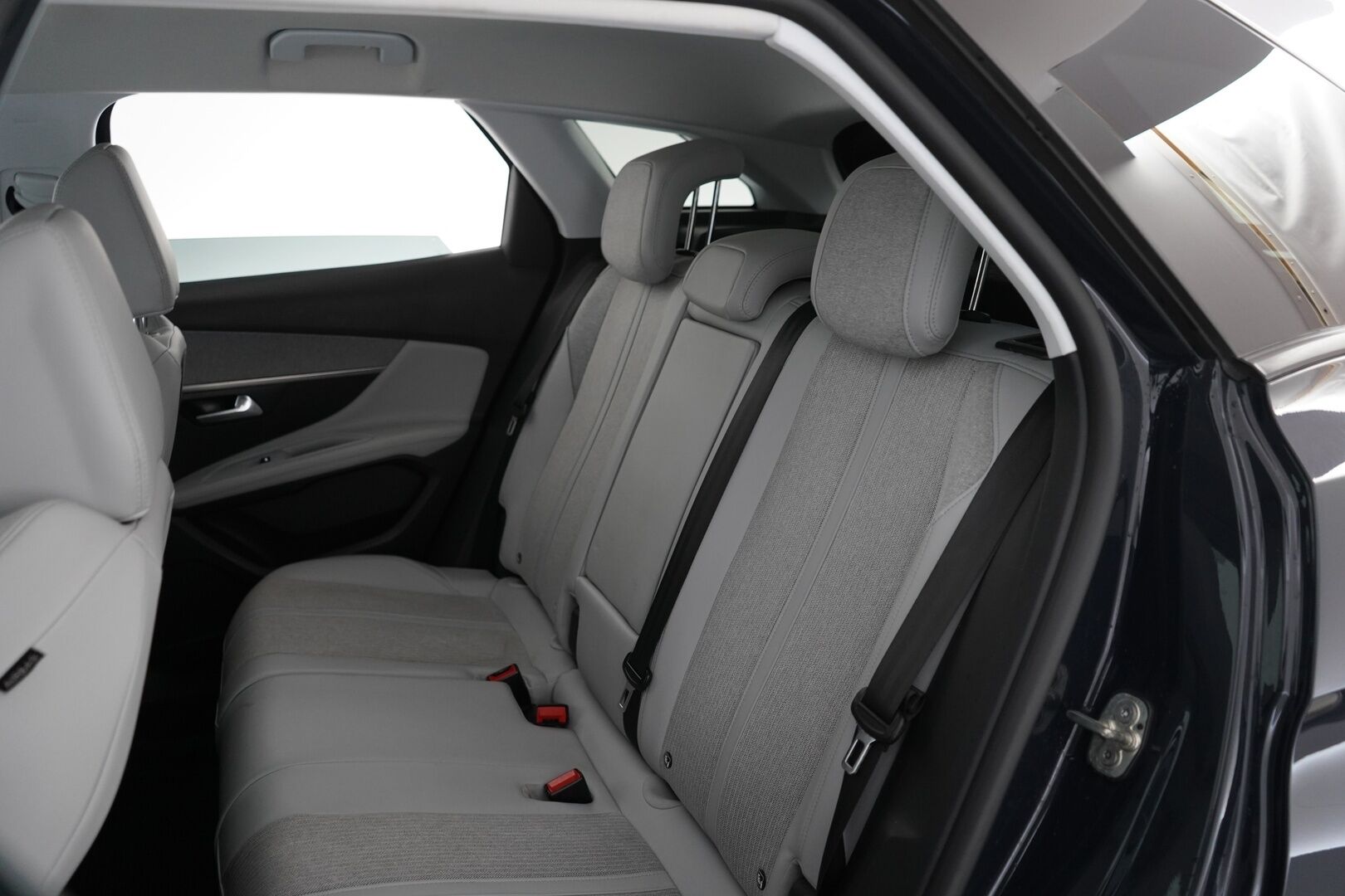 Peugeot 3008 2017 Allure BlueHDi 120 Automaatti - Webasto | Kamera | Vakkari | Tutkat | 2x renkaat | Juuri huollettu | Seuraava katsastus 04/2027