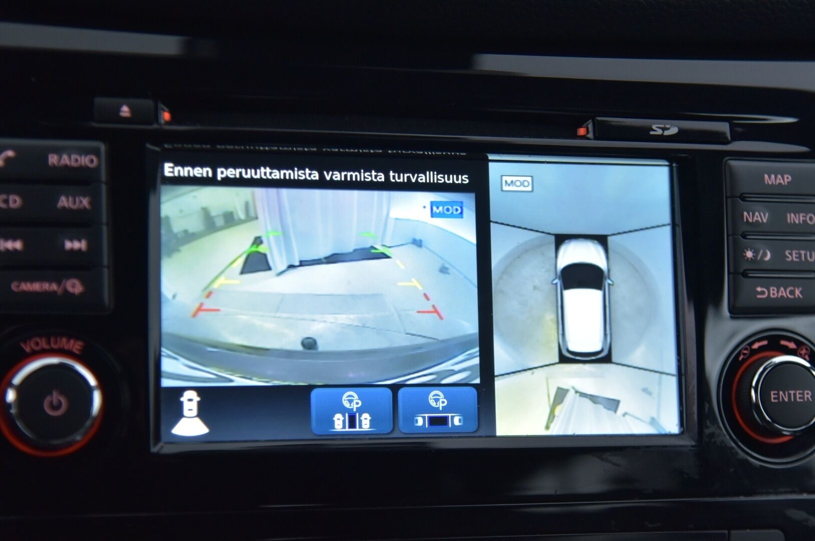 Nissan Qashqai 2018 DIG-T 115 Tekna+ 2WD Xtronic Bose * Nahkat / 360-Kamera / Vetokoukku / Lasikatto / Kaistavahti * - * Vähän ajettu / Hyvin pidetty *
