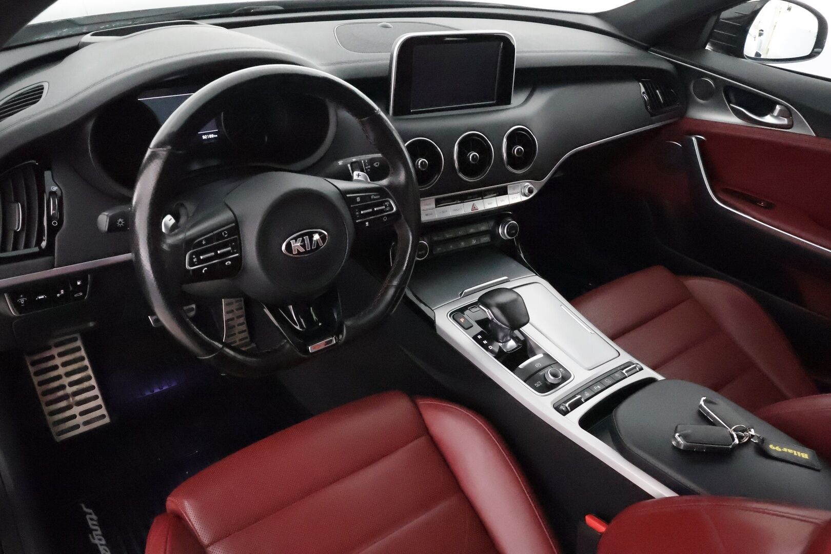 Kia Stinger 2018 2,0 T-GDI RWD GT-Line A/T - | Adapt.Vakkari | HUD | Punainen Nahkasisusta | Kattoluukku | 360-Kamera | Ilmastoidut penkit | H/K |