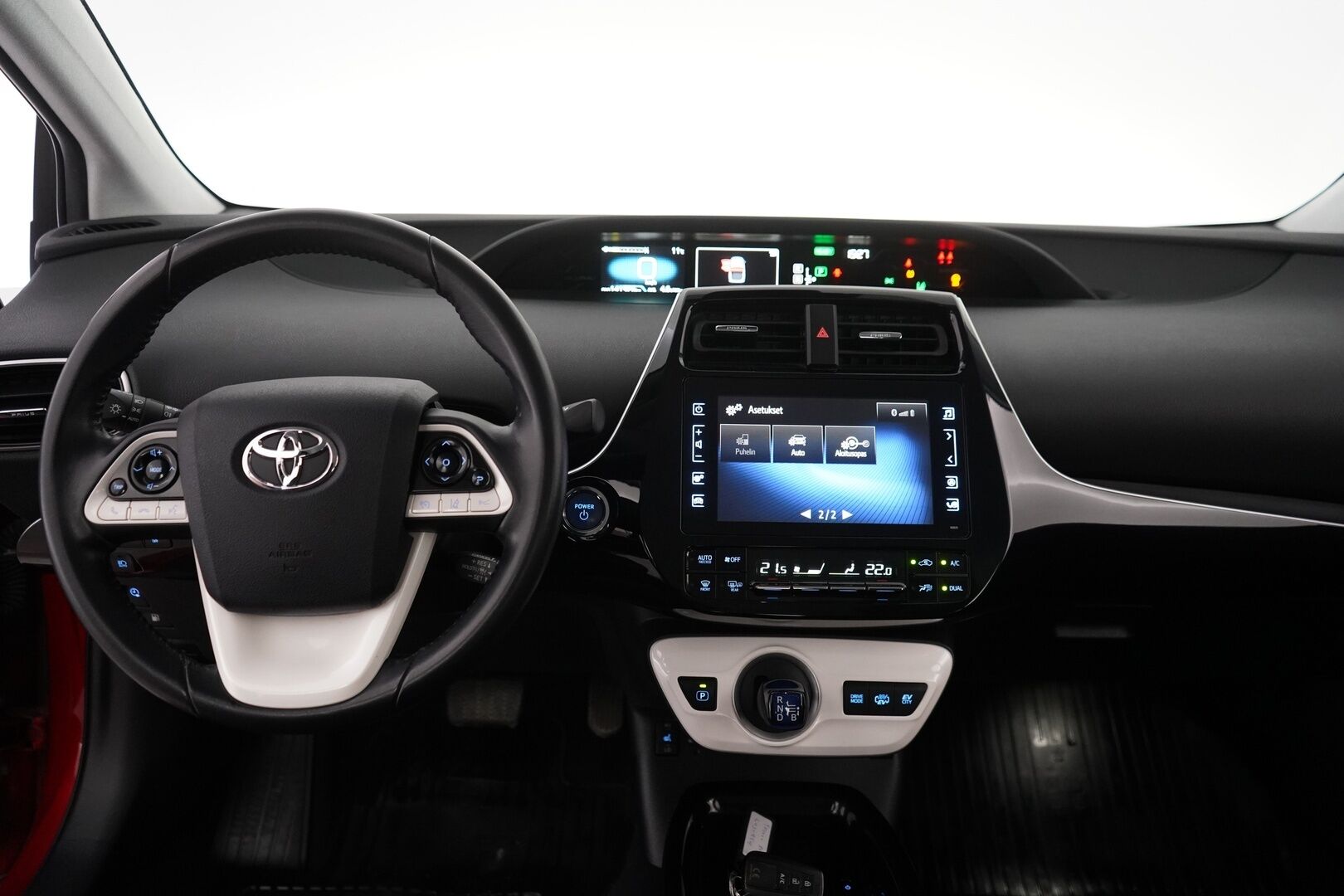 Toyota Prius Plug-in 2017 Solar *Kamera / Paneelit / Lohko+sisähaara / Vakionopeudensäädin / Bluetooth / Navi* - Suomi-auto / Merkkihuollot / Aurinkopaneelit / Kahdet OEM Vanteet / Kahdet kaapelit