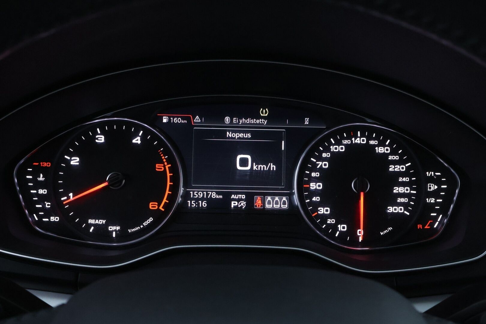 Audi Q5 2018 Business 2,0 TDI 140 kW quattro S tronic - Suomiauto / Webasto / Vetokoukku / Adapt.LED / Sähköluukku / Peruutustutkat / AdBlue remontoitu!