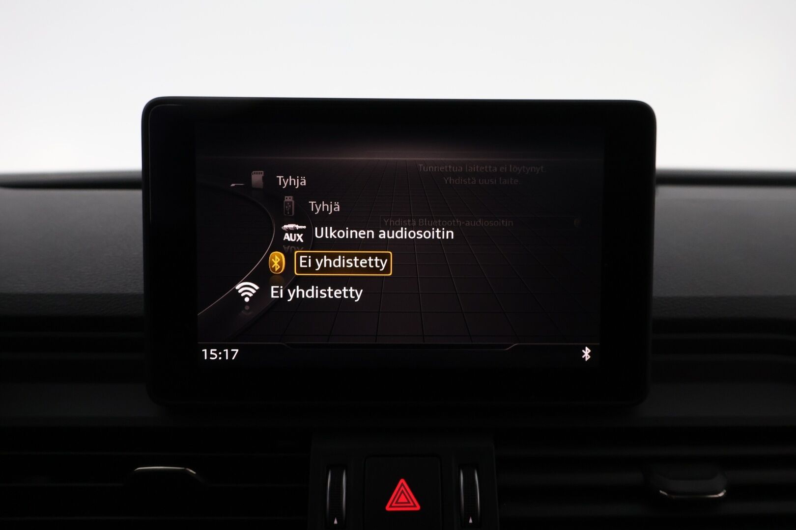 Audi Q5 2018 Business 2,0 TDI 140 kW quattro S tronic - Suomiauto / Webasto / Vetokoukku / Adapt.LED / Sähköluukku / Peruutustutkat / AdBlue remontoitu!