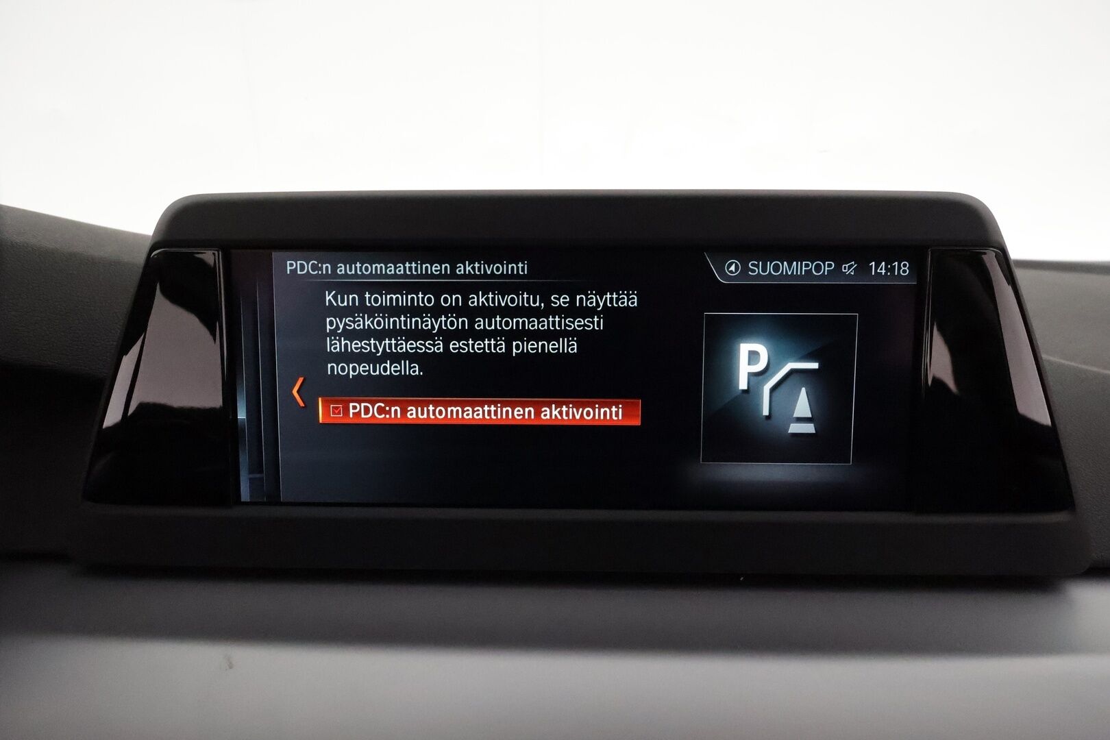 BMW 520 2018 G30 Sedan 520d A xDrive Business *Vakkari / Webasto / LED / P.tutkat / Nahat / Digimittaristo* - Suomi-auto / Kahdet renkaat aluvanteilla