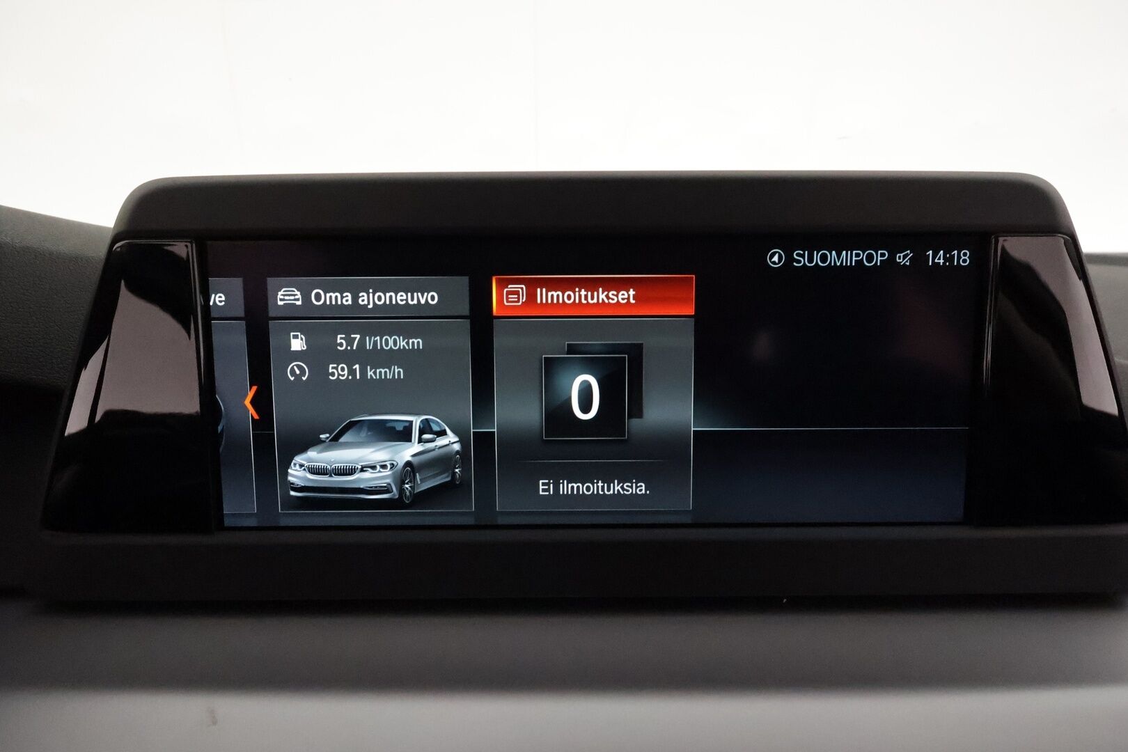 BMW 520 2018 G30 Sedan 520d A xDrive Business *Vakkari / Webasto / LED / P.tutkat / Nahat / Digimittaristo* - Suomi-auto / Kahdet renkaat aluvanteilla - Osta nyt, maksa vasta ensi vuonna