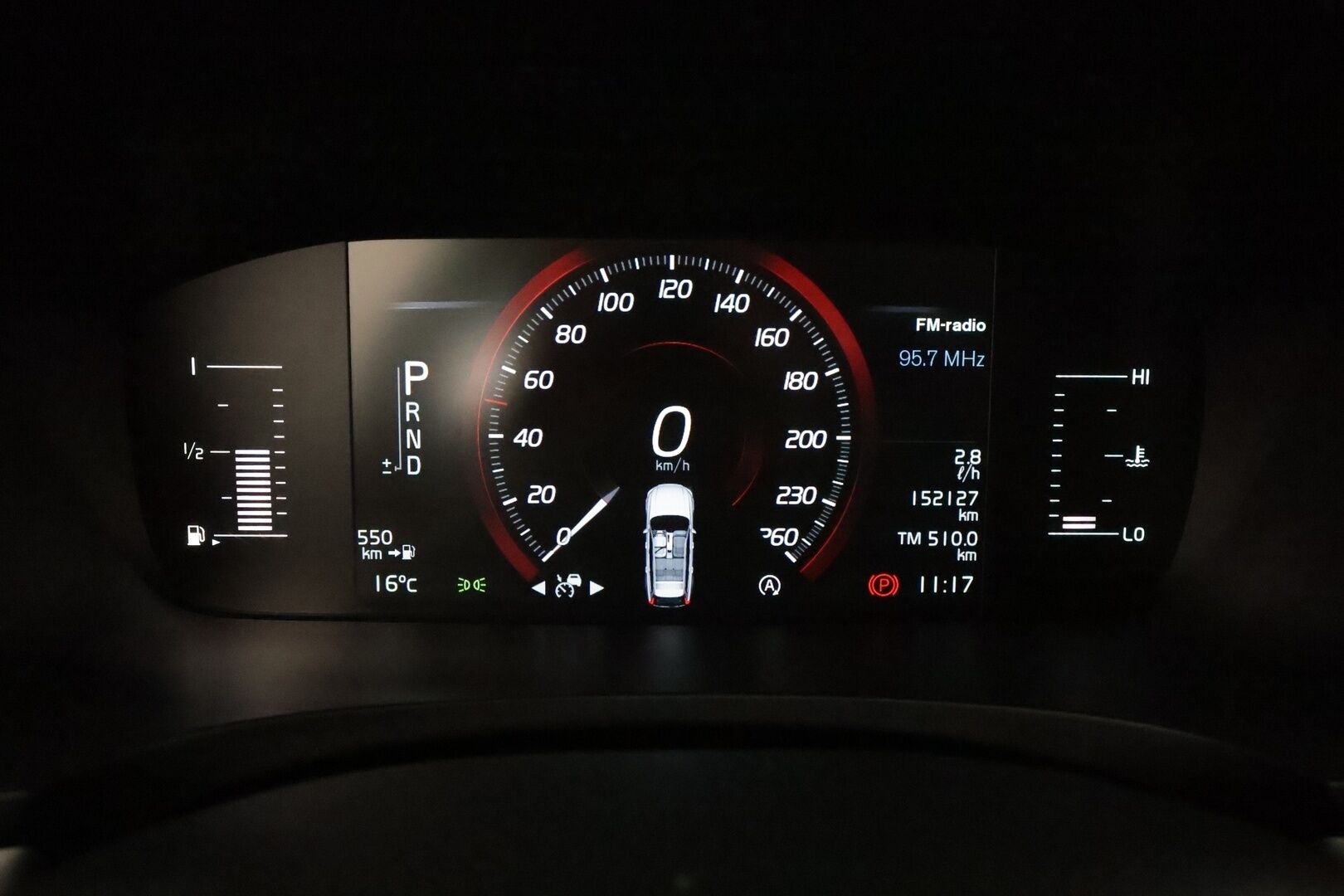 Volvo V90 2018 D3 Momentum aut **Webasto / koukku / Adapt.Vakkari / Full-LED / P.Kamera / Navi / Kaistavahti** - Suomi-auto / KeylessGo / 2x Renkaat