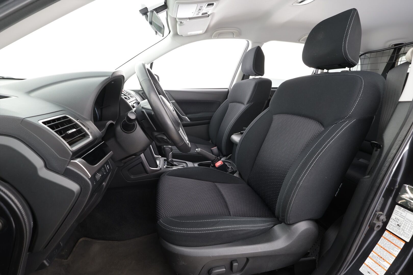 Subaru Forester 2018 2,0i X-Break CVT * P.Kamera / LED / Sähköpenkki / Vakkari / Bluetooth / Mirrorlink / Facelift * - Suomi-auto / Kahdet renkaat aluvanteilla - HULLUT AVAJAISHULINAT KORKOTARJOUS 3,29 %